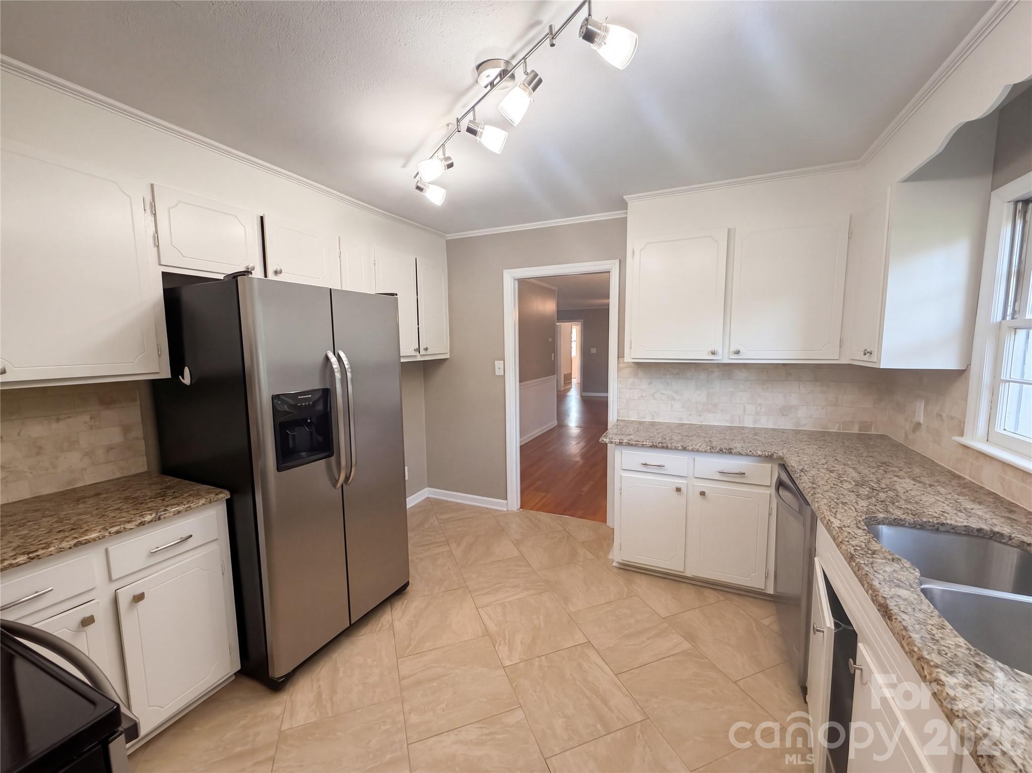 3309 Gardner Park Drive Property Photo 8