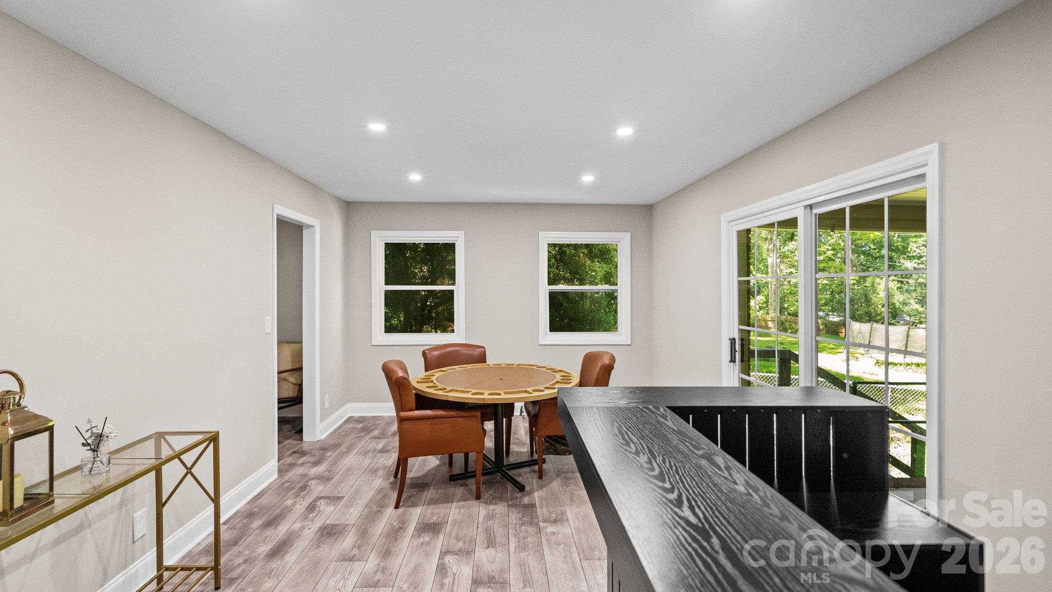 7823 Elwood Drive Property Photo 9