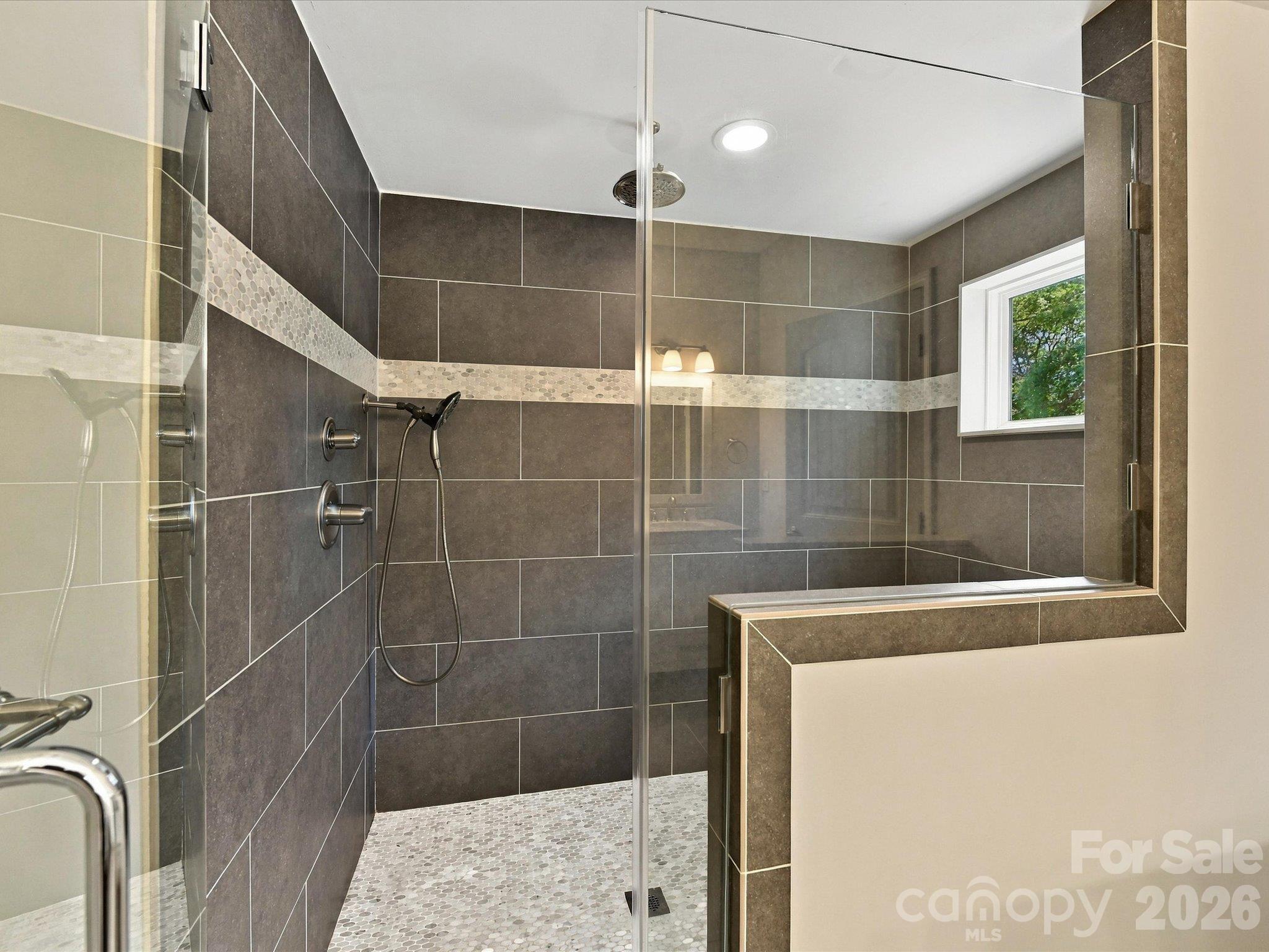 2522 7th Street 6 Property Photo 17