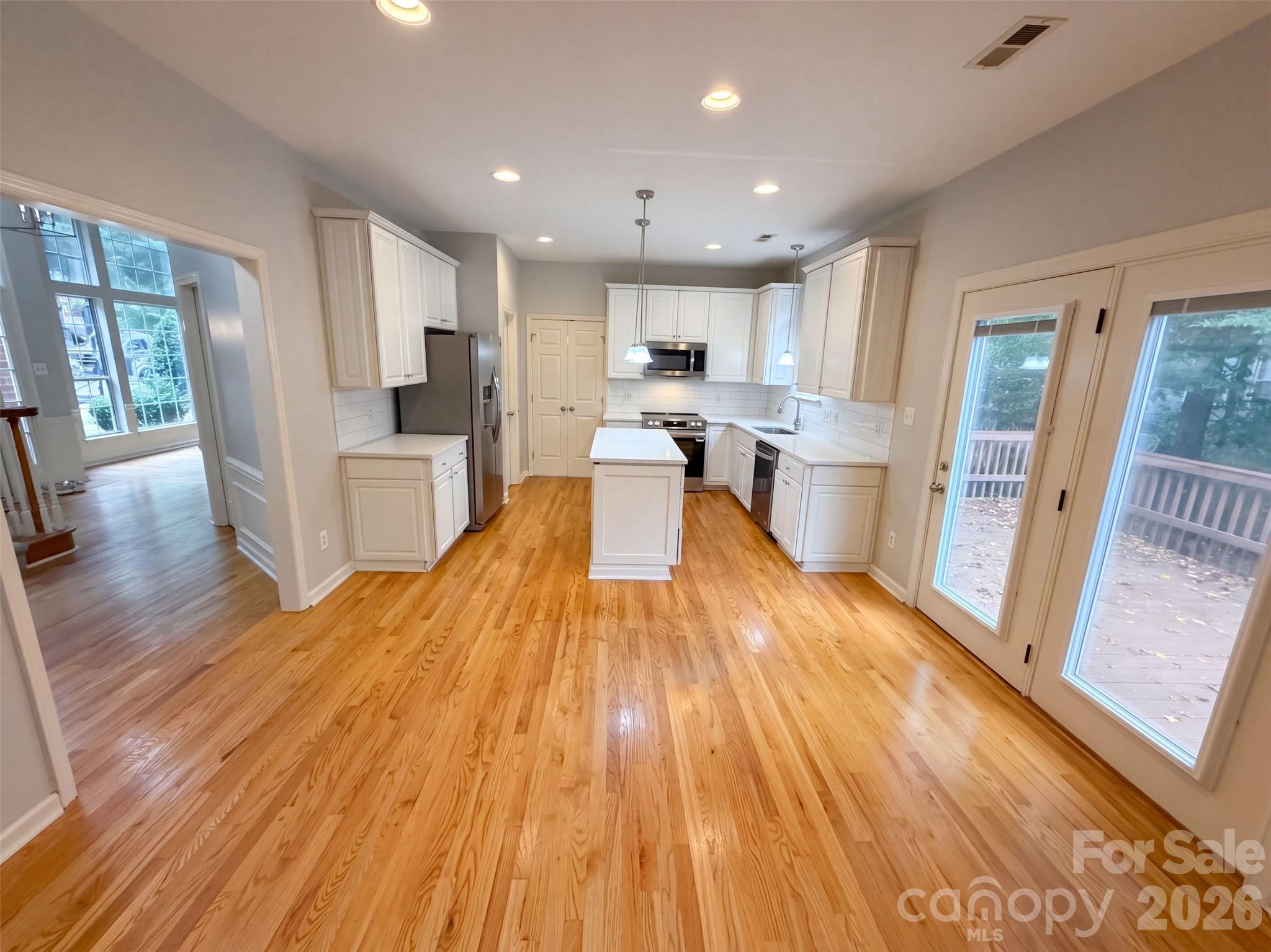 6306 Oxwynn Lane Property Photo 2