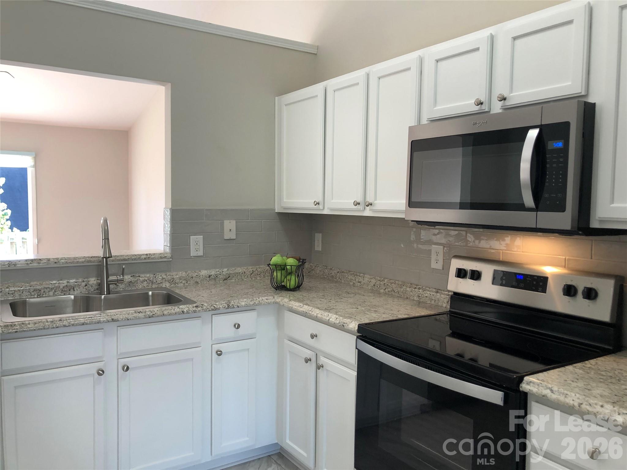 127 Golden Valley Drive Property Photo 4