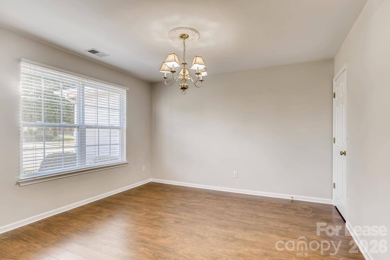 127 Golden Valley Drive Property Photo 8