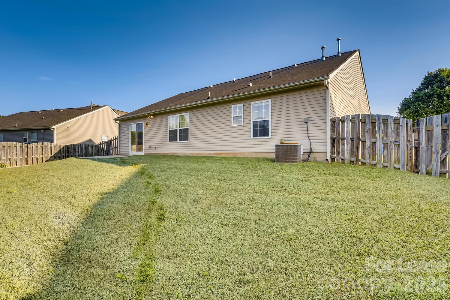 127 Golden Valley Drive Property Photo 14