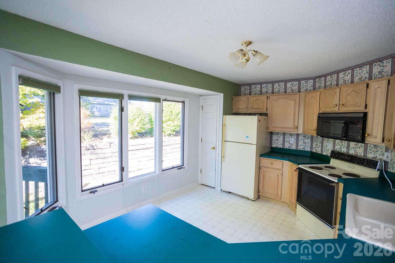 79 Pine Cone Drive Property Photo 8