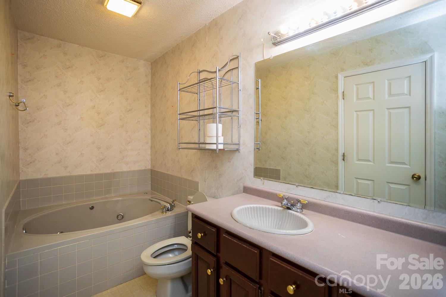 79 Pine Cone Drive Property Photo 14