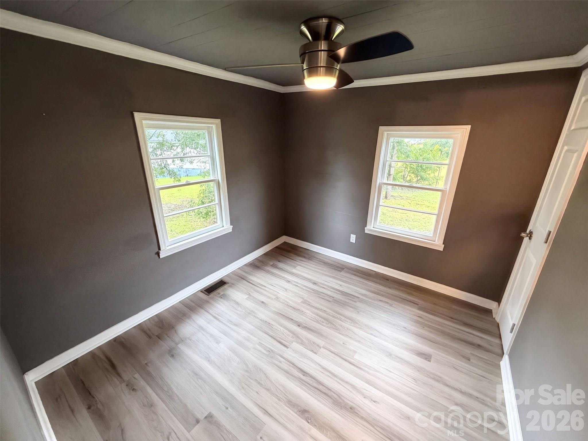 103 Southside Circle Property Photo 8