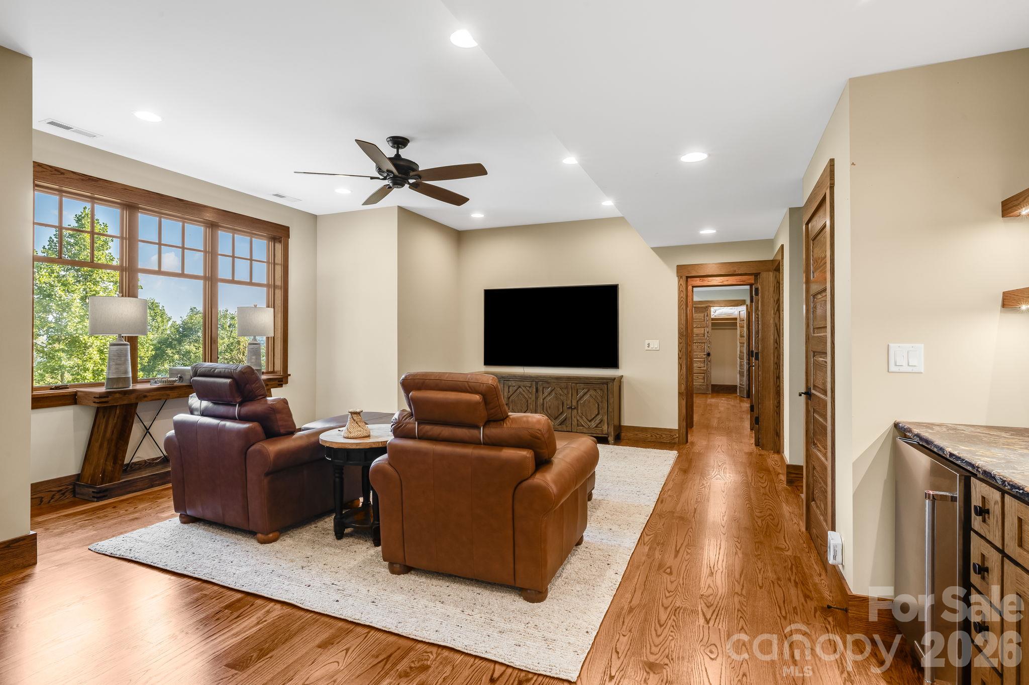 61 Ridgeline Way 68 Property Photo 29