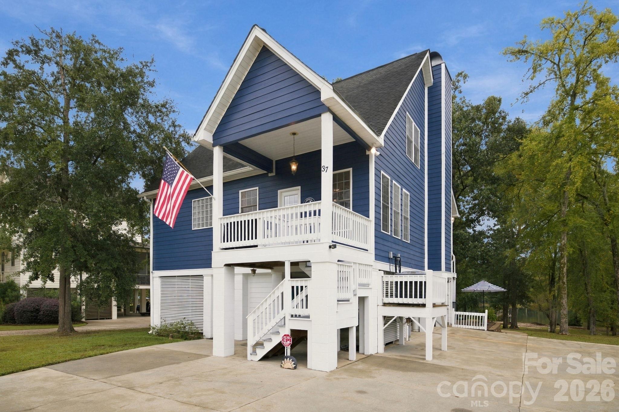 37 Nautical Drive Property Photo 1