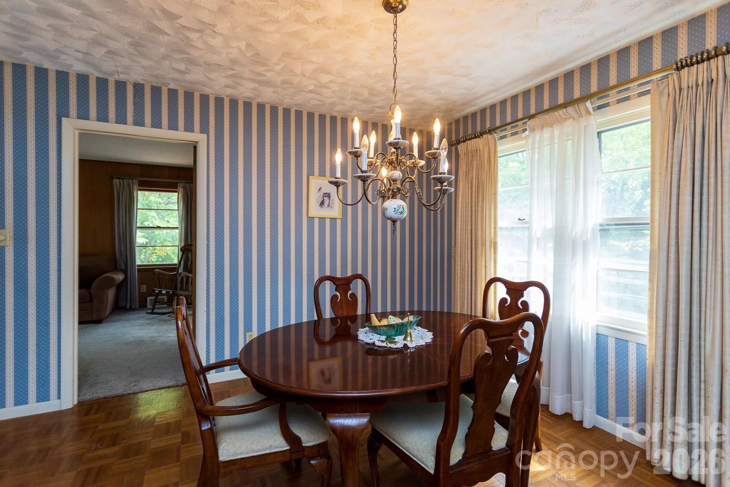 8 Governors Court Property Photo 9