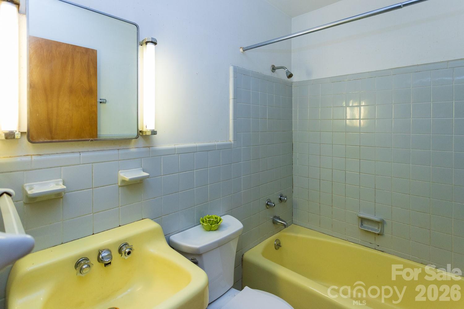 8 Governors Court Property Photo 14