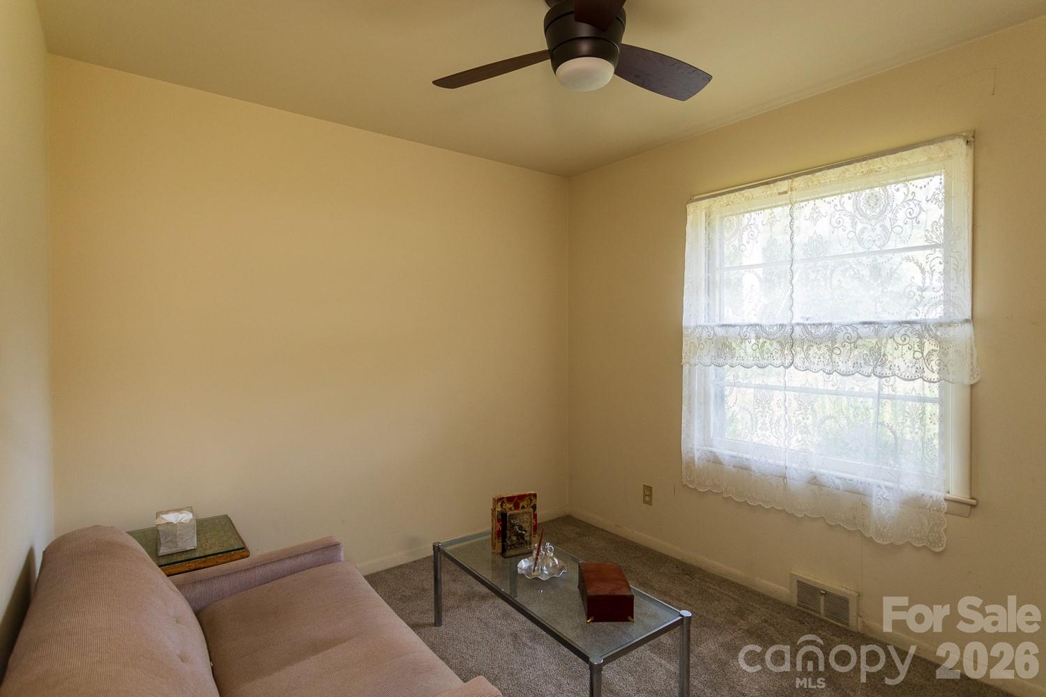 8 Governors Court Property Photo 16