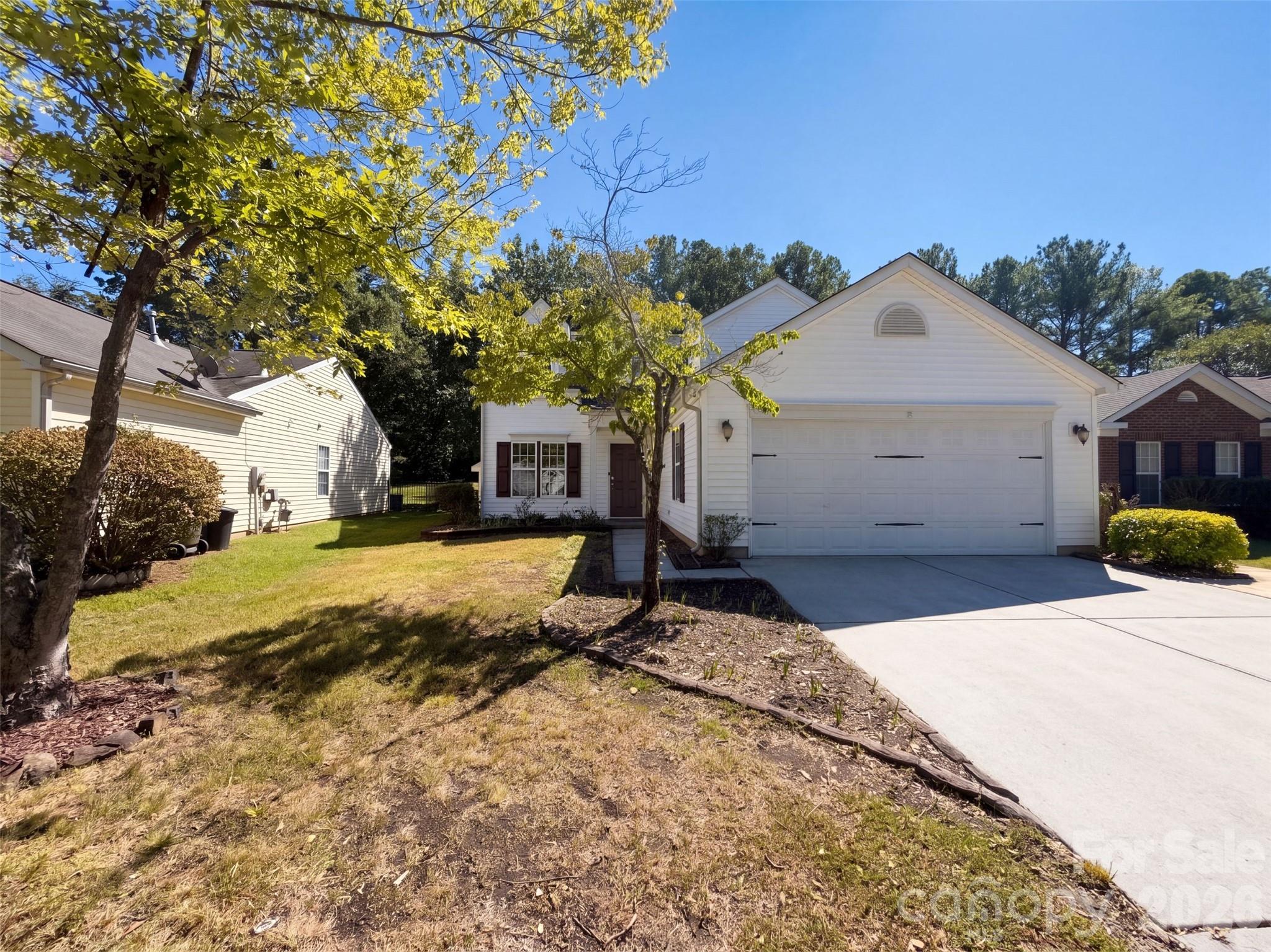 10526 Glory Meadow Court Property Photo 1