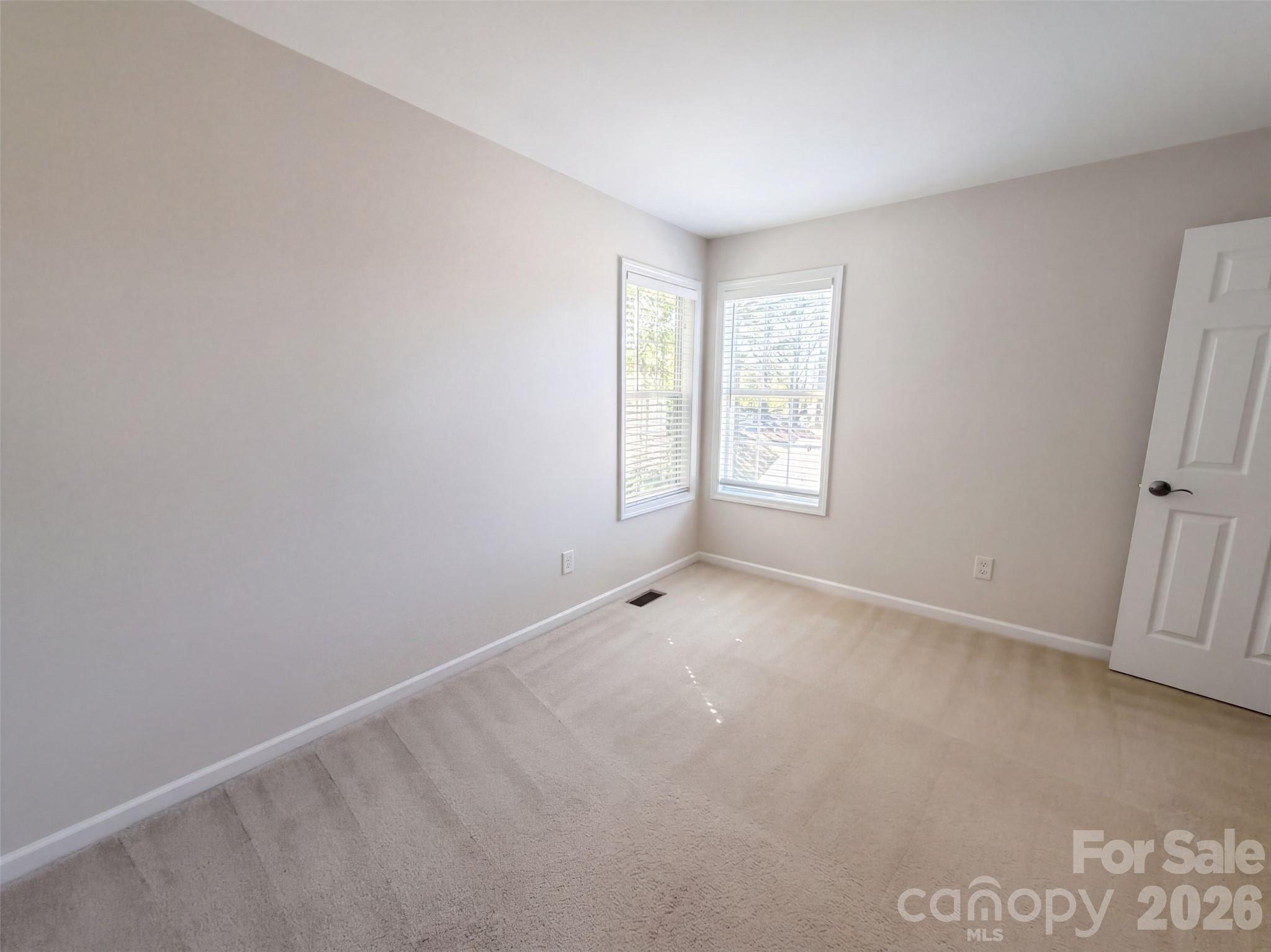 10526 Glory Meadow Court Property Photo 8