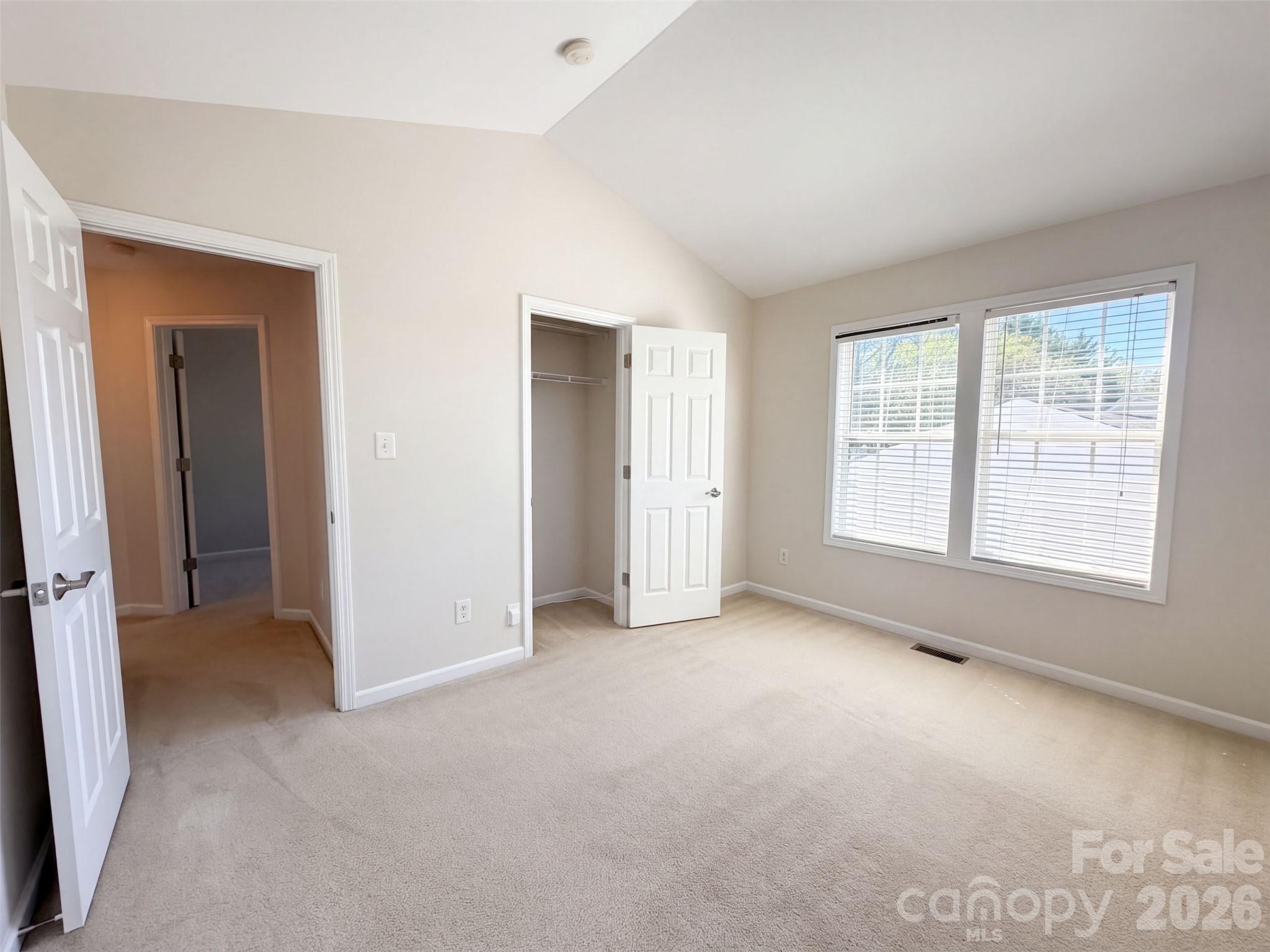 10526 Glory Meadow Court Property Photo 11