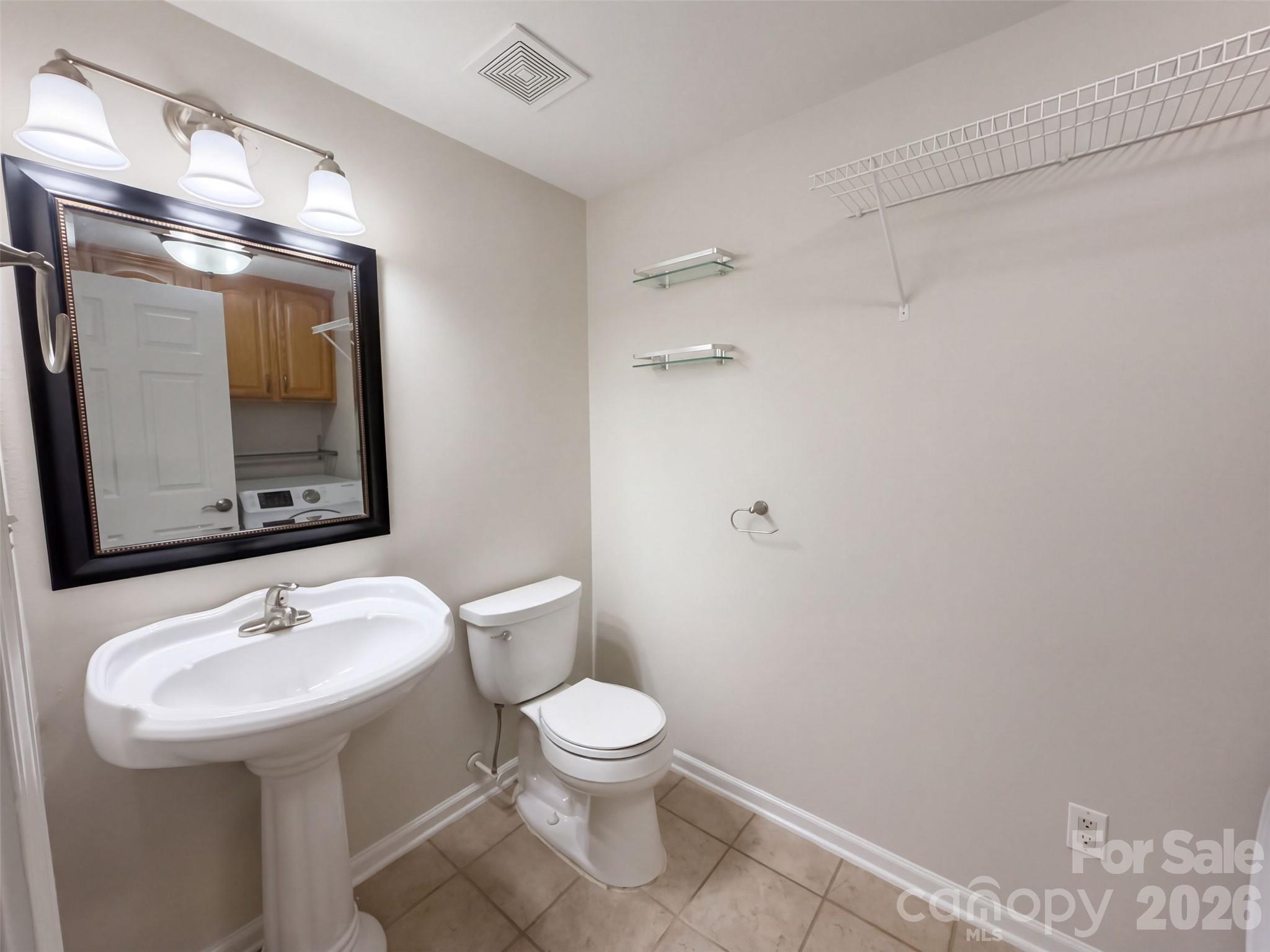 10526 Glory Meadow Court Property Photo 16