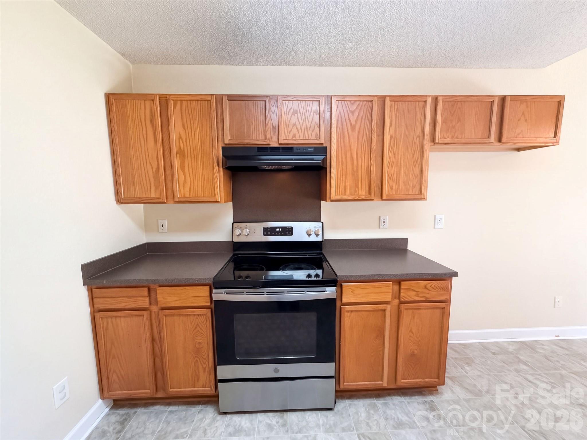 2749 Ramble Wood Court Property Photo 8
