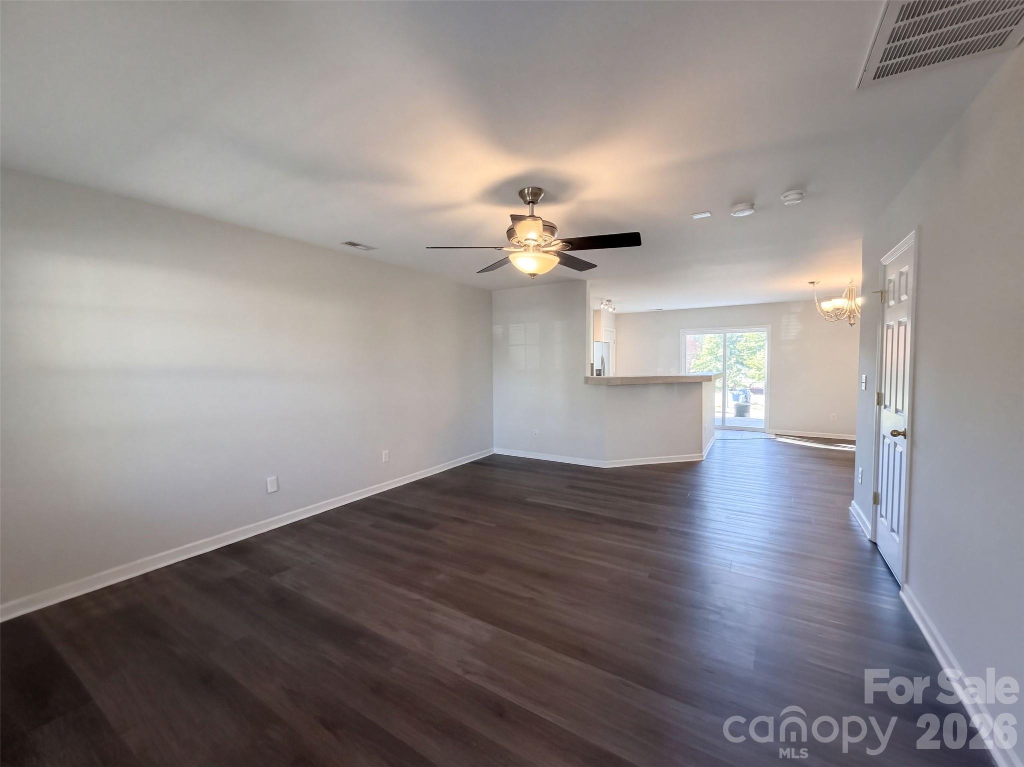 10523 Trolley Run Drive Property Photo 3