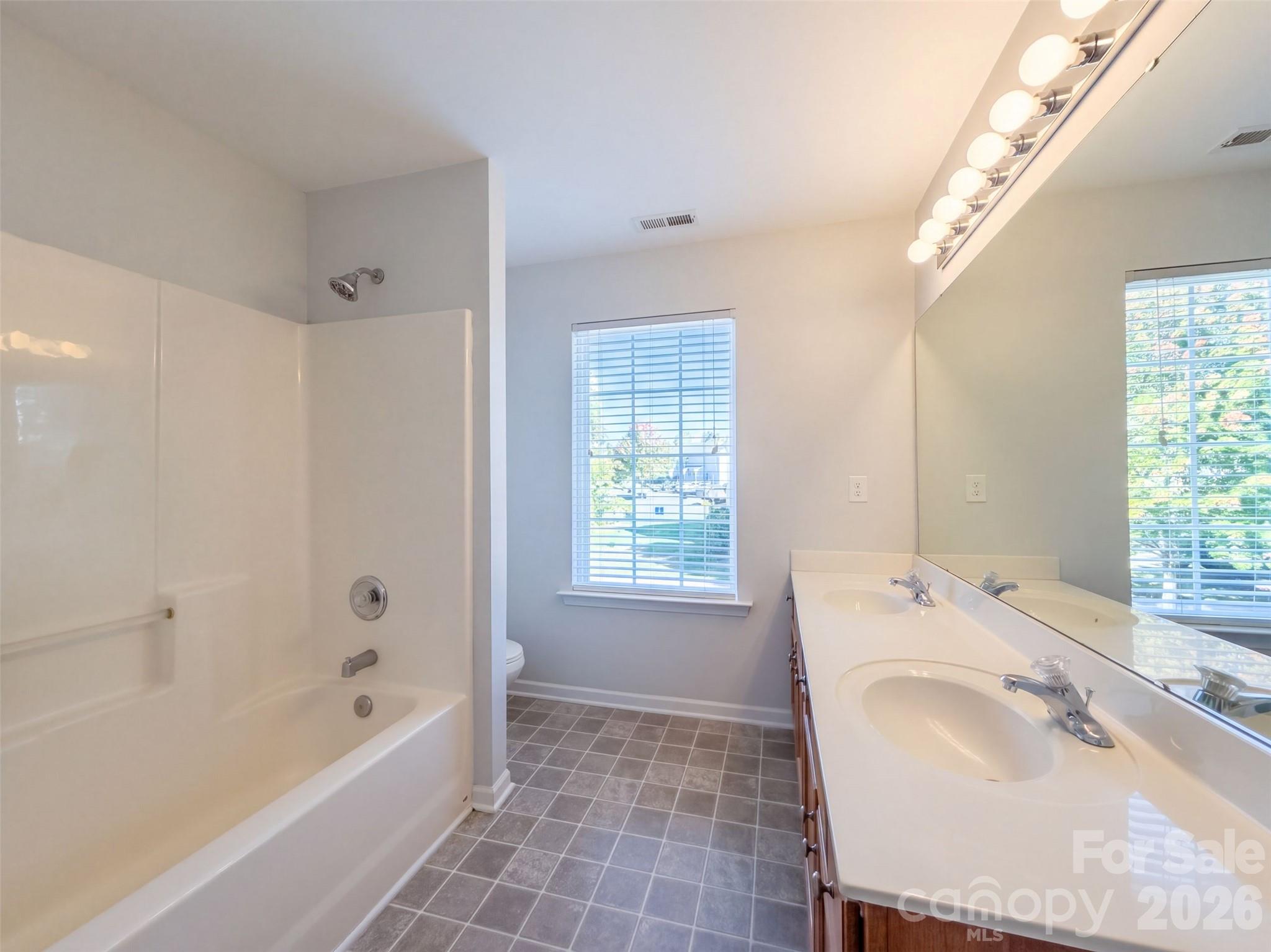 10523 Trolley Run Drive Property Photo 14