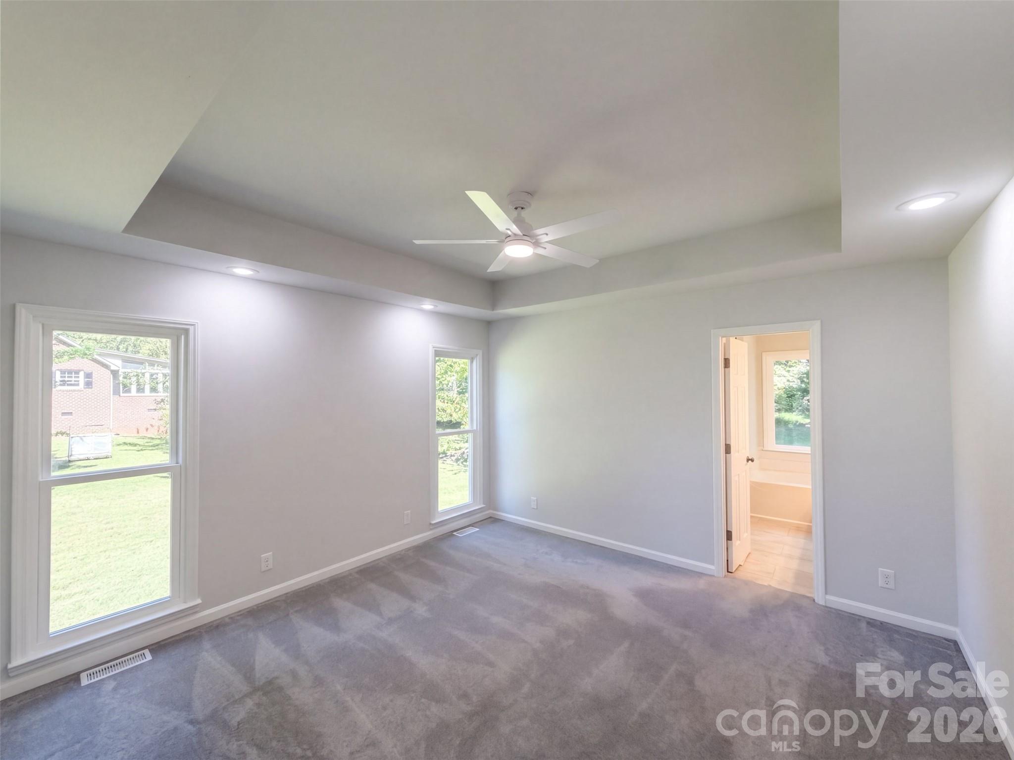 1104 Thoroughbred Place Property Photo 4