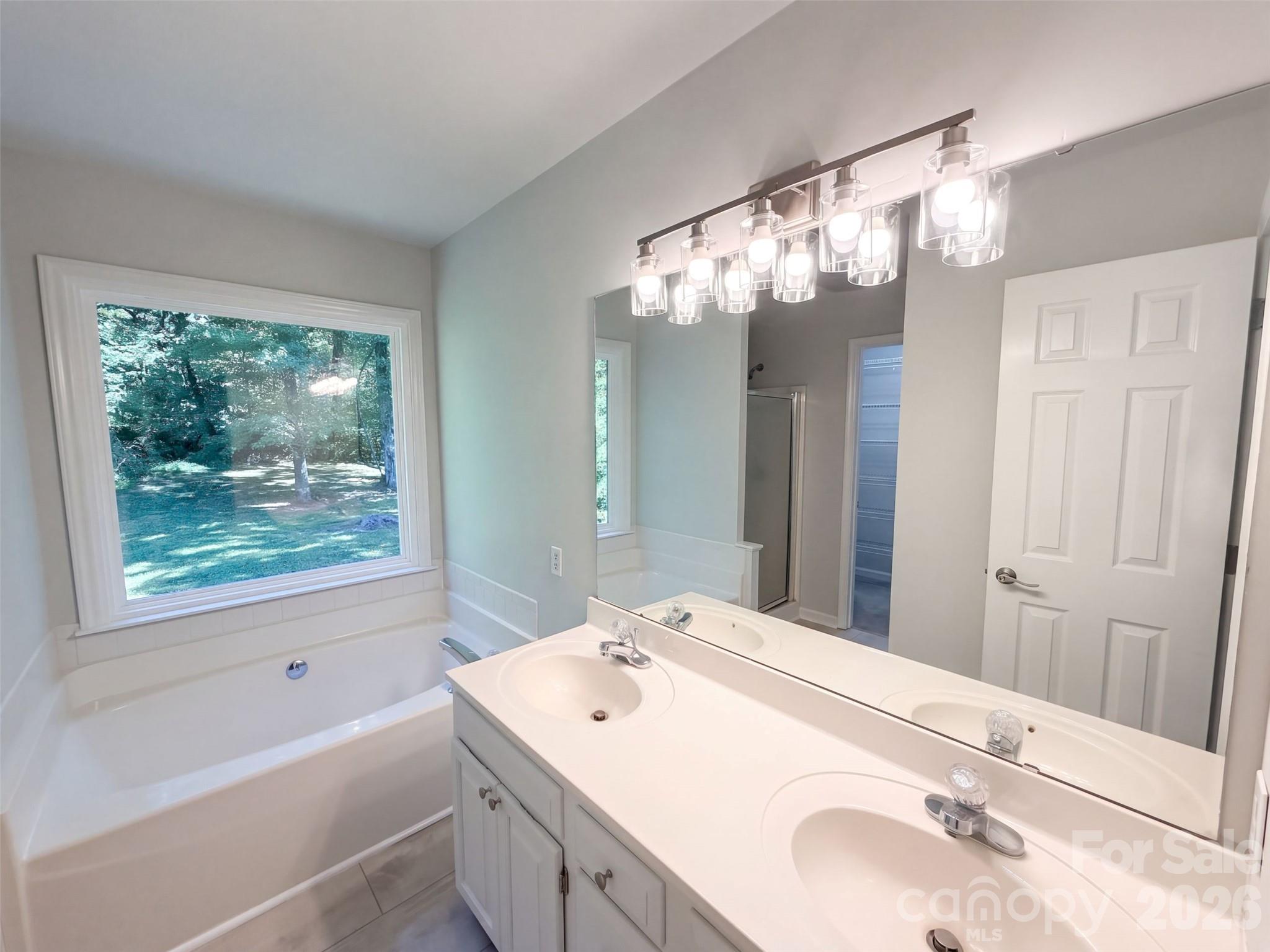 1104 Thoroughbred Place Property Photo 9