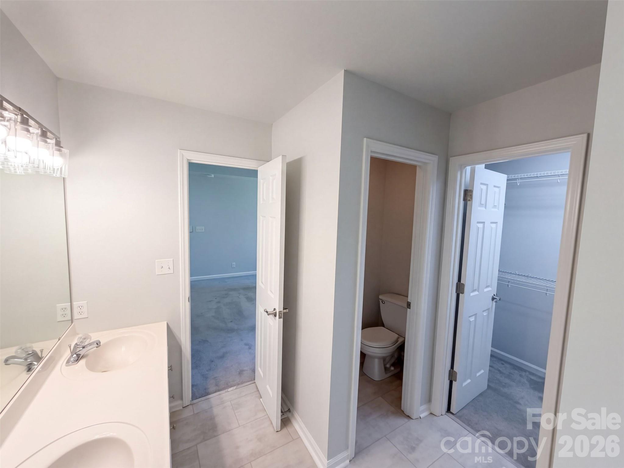 1104 Thoroughbred Place Property Photo 10