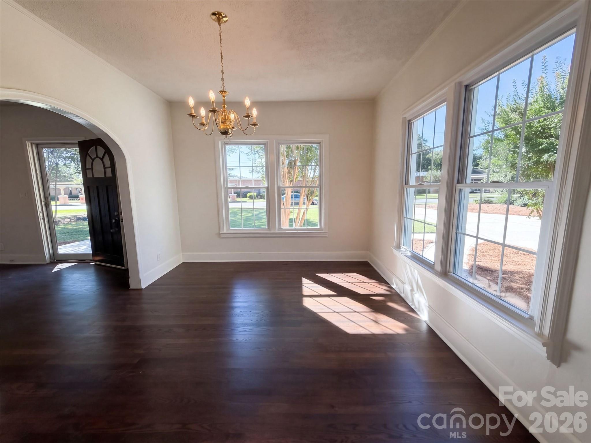 208 Pressly Street Property Photo 6