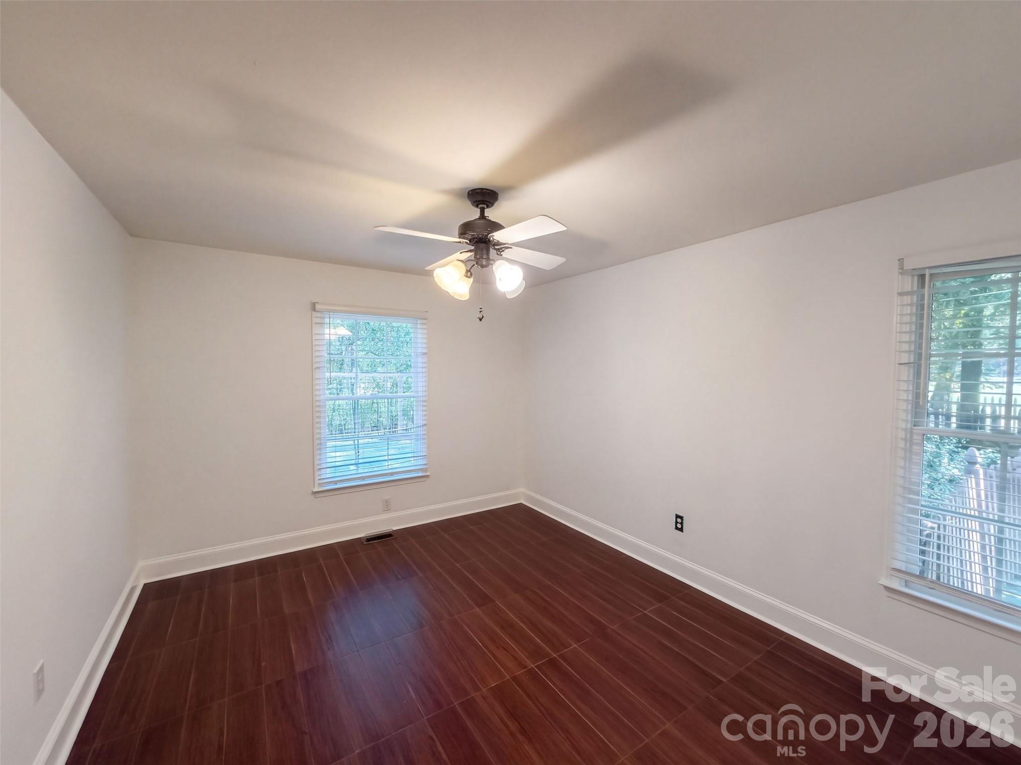 5406 Club View Drive Property Photo 14