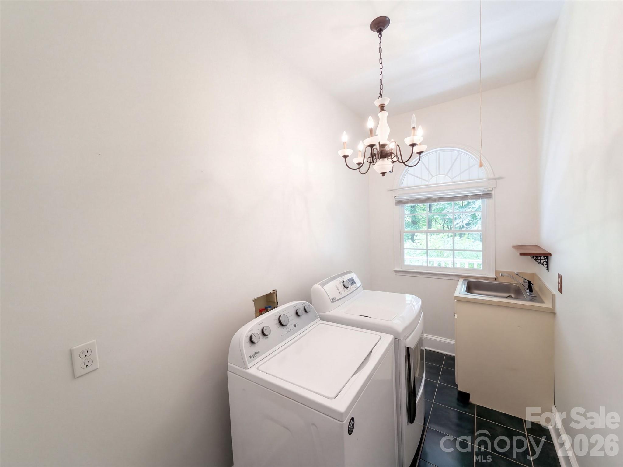 5406 Club View Drive Property Photo 19