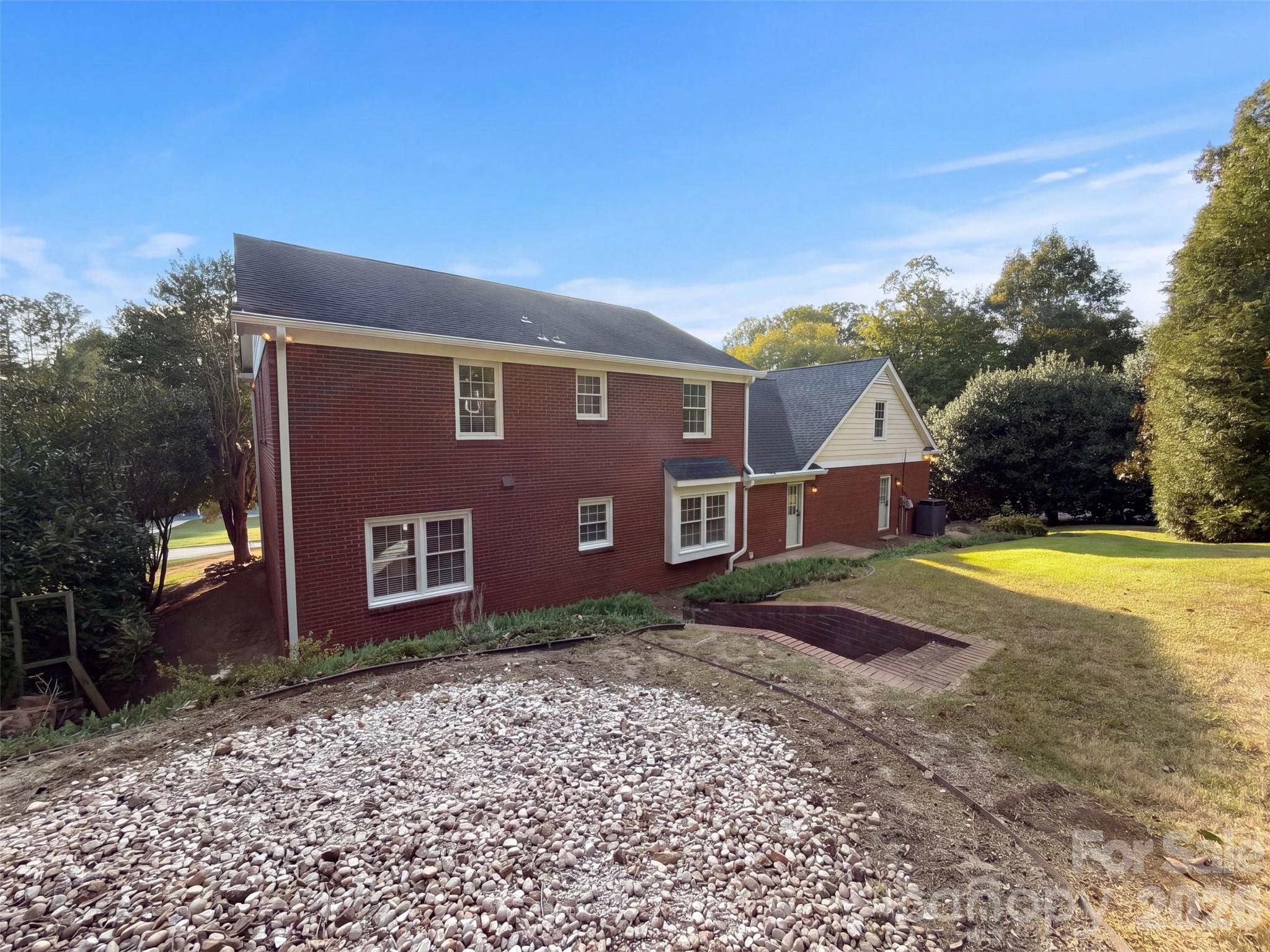 201 Wainsley Place Property Photo 28