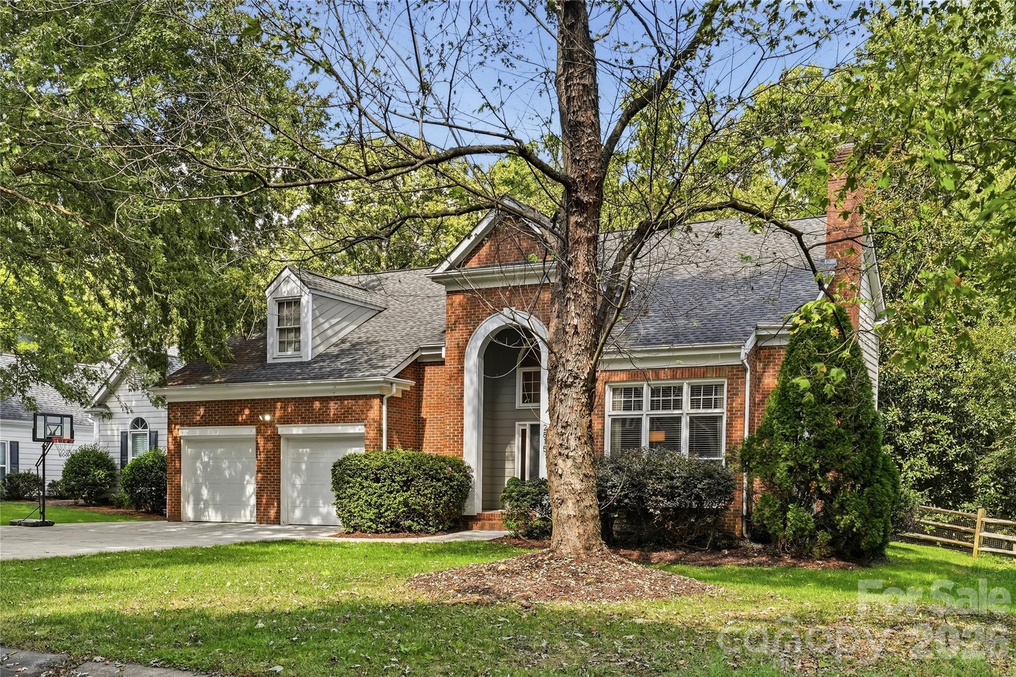 2815 Winghaven Lane Property Photo 12