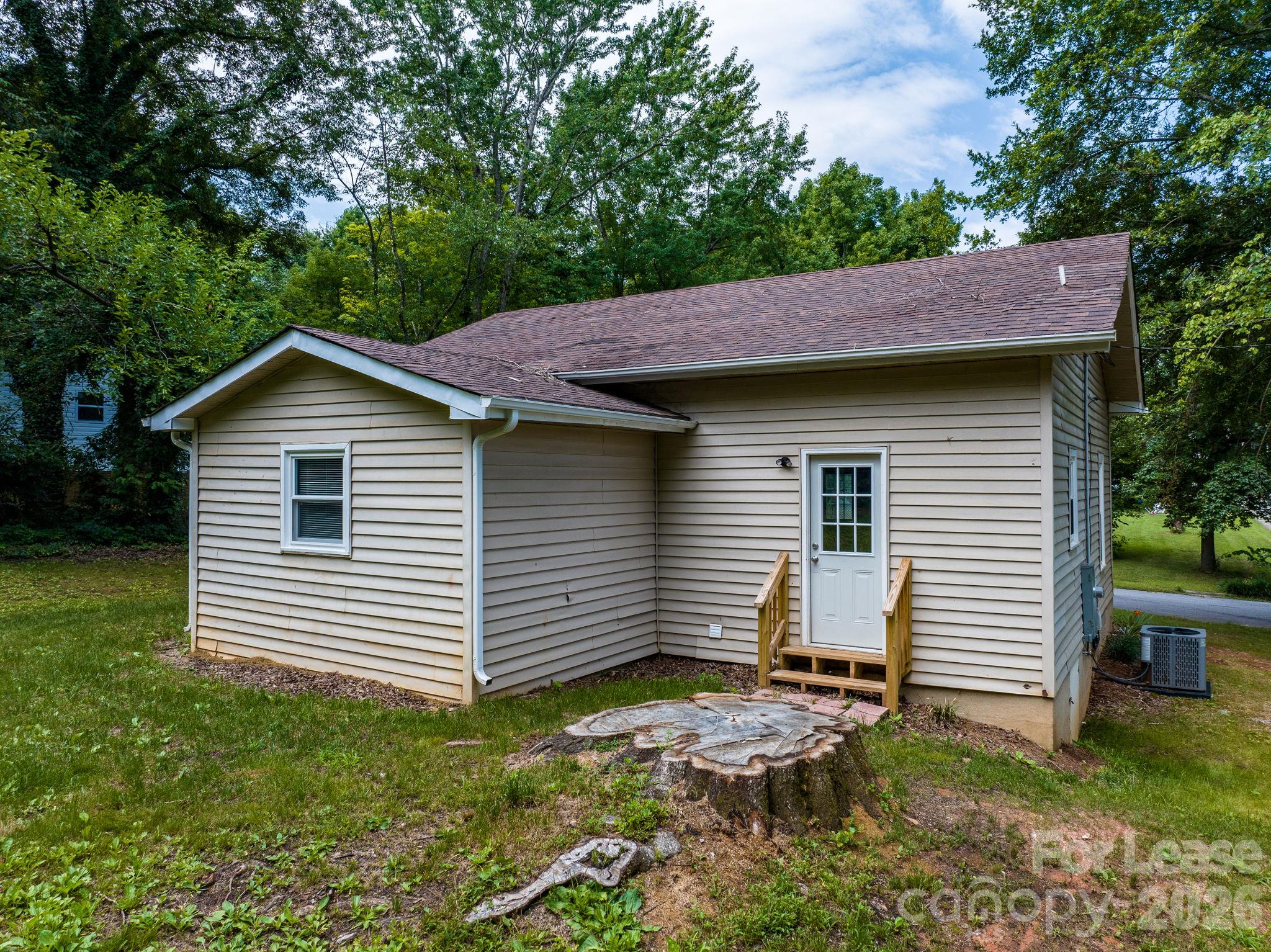 1586 3rd Street Drive Property Photo 12