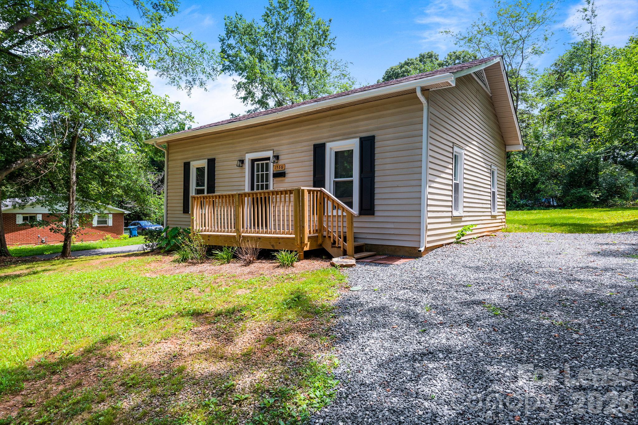 1586 3rd Street Drive Property Photo 24