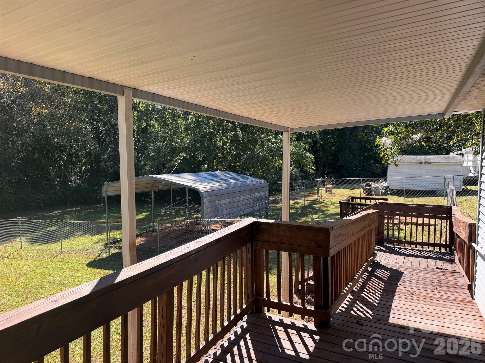 104 E Clairborne Street Property Photo 17