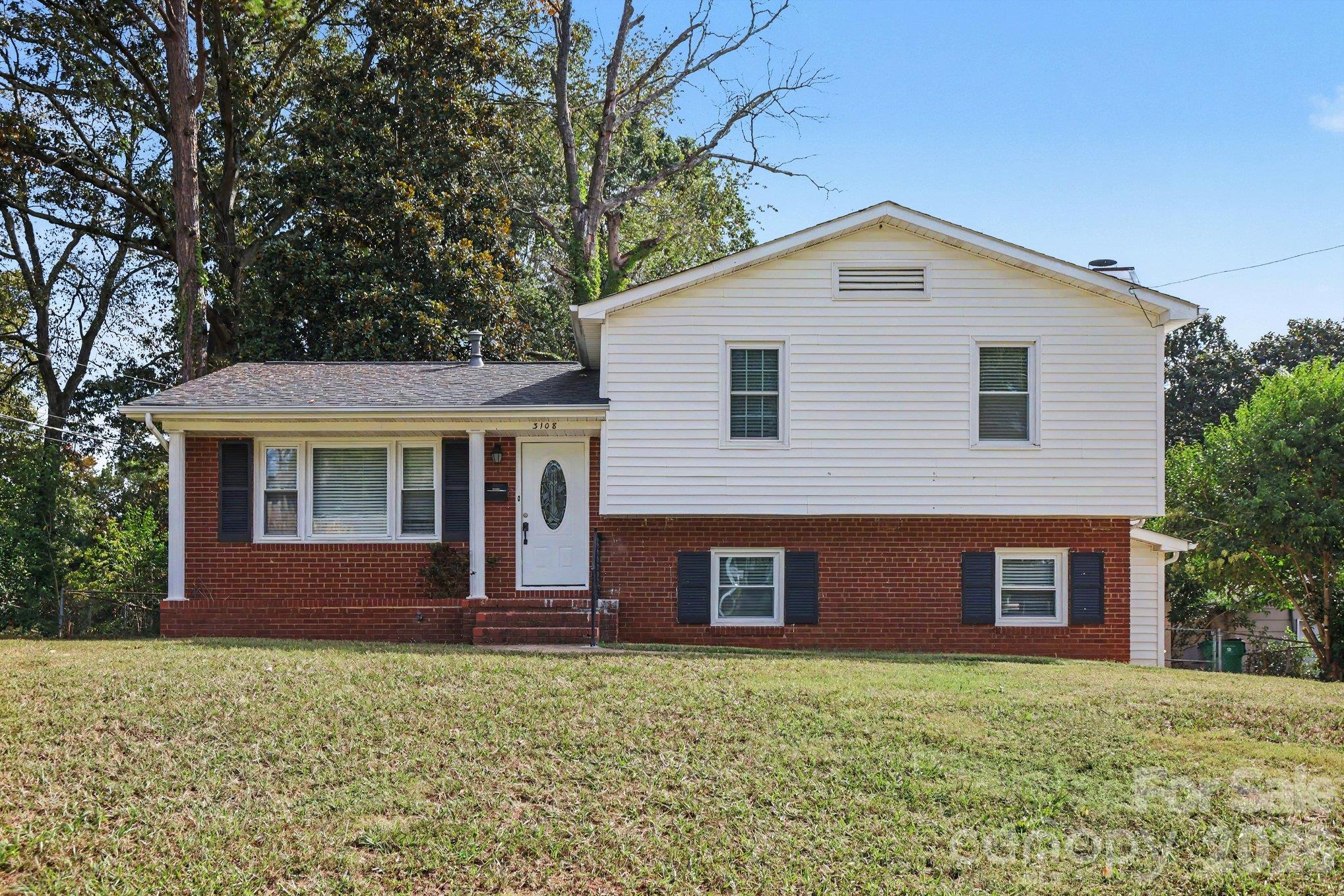 3108 Rosehill Drive Property Photo 1