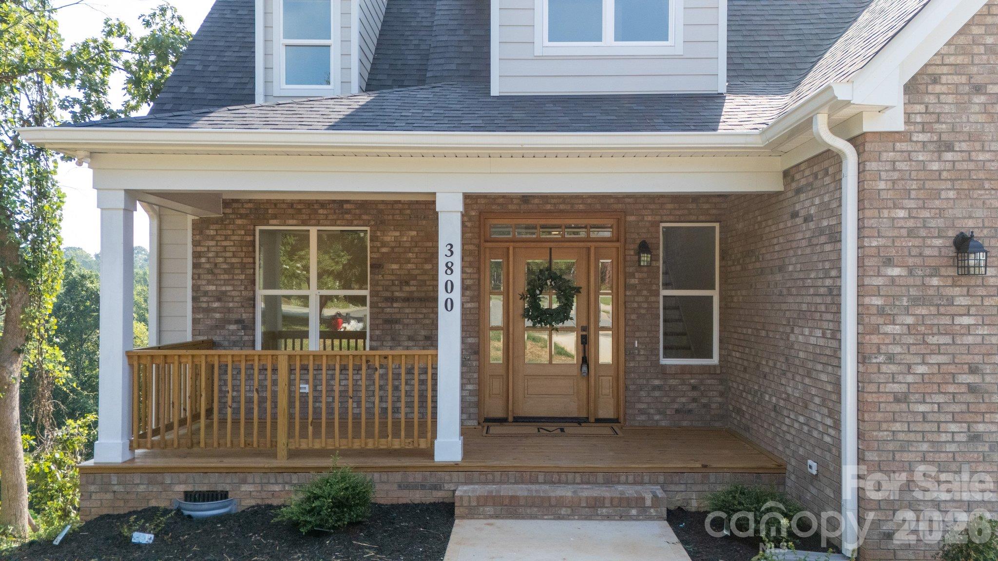 3800 Erskine Woods Drive Property Photo 2
