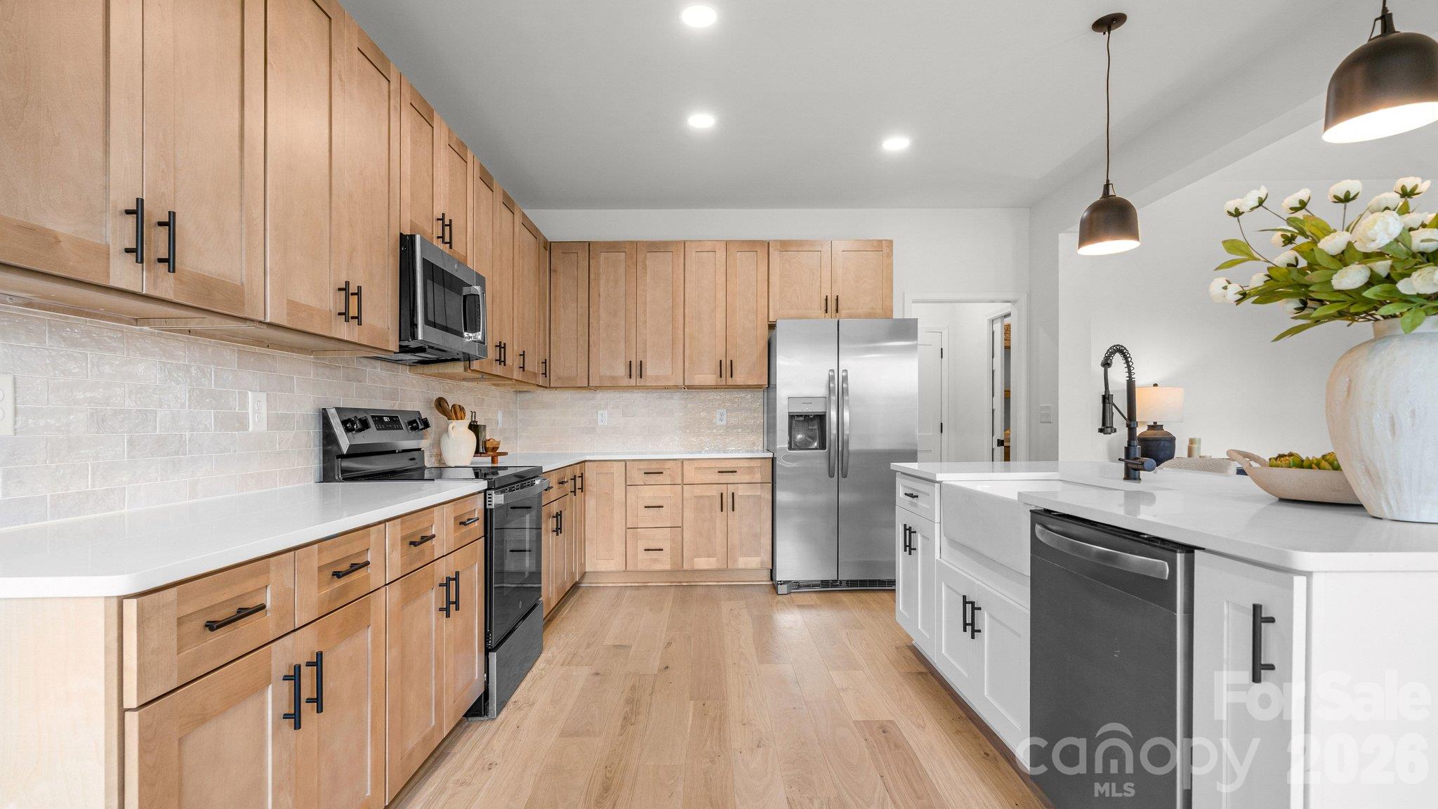 3800 Erskine Woods Drive Property Photo 27