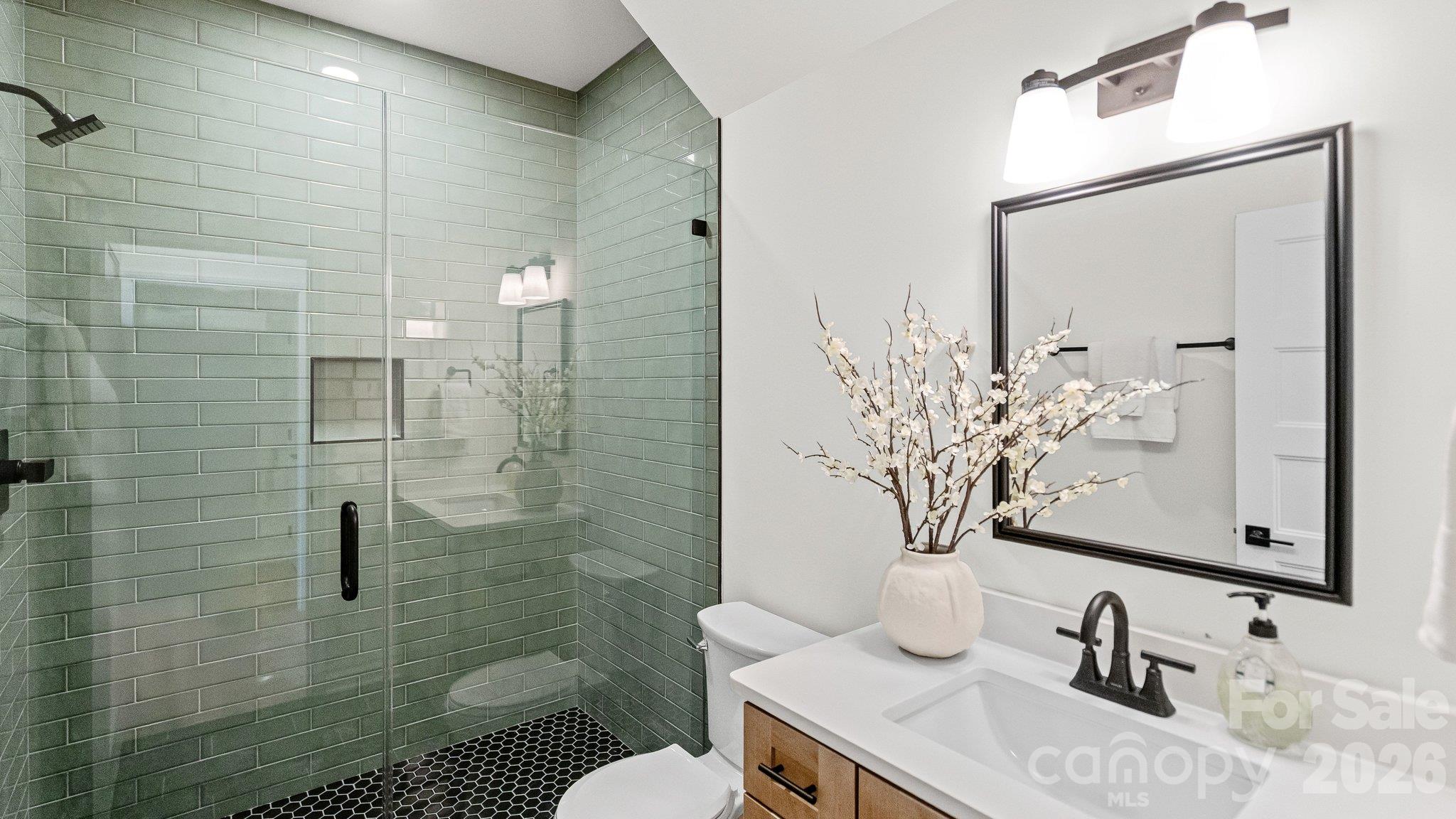 3800 Erskine Woods Drive Property Photo 40