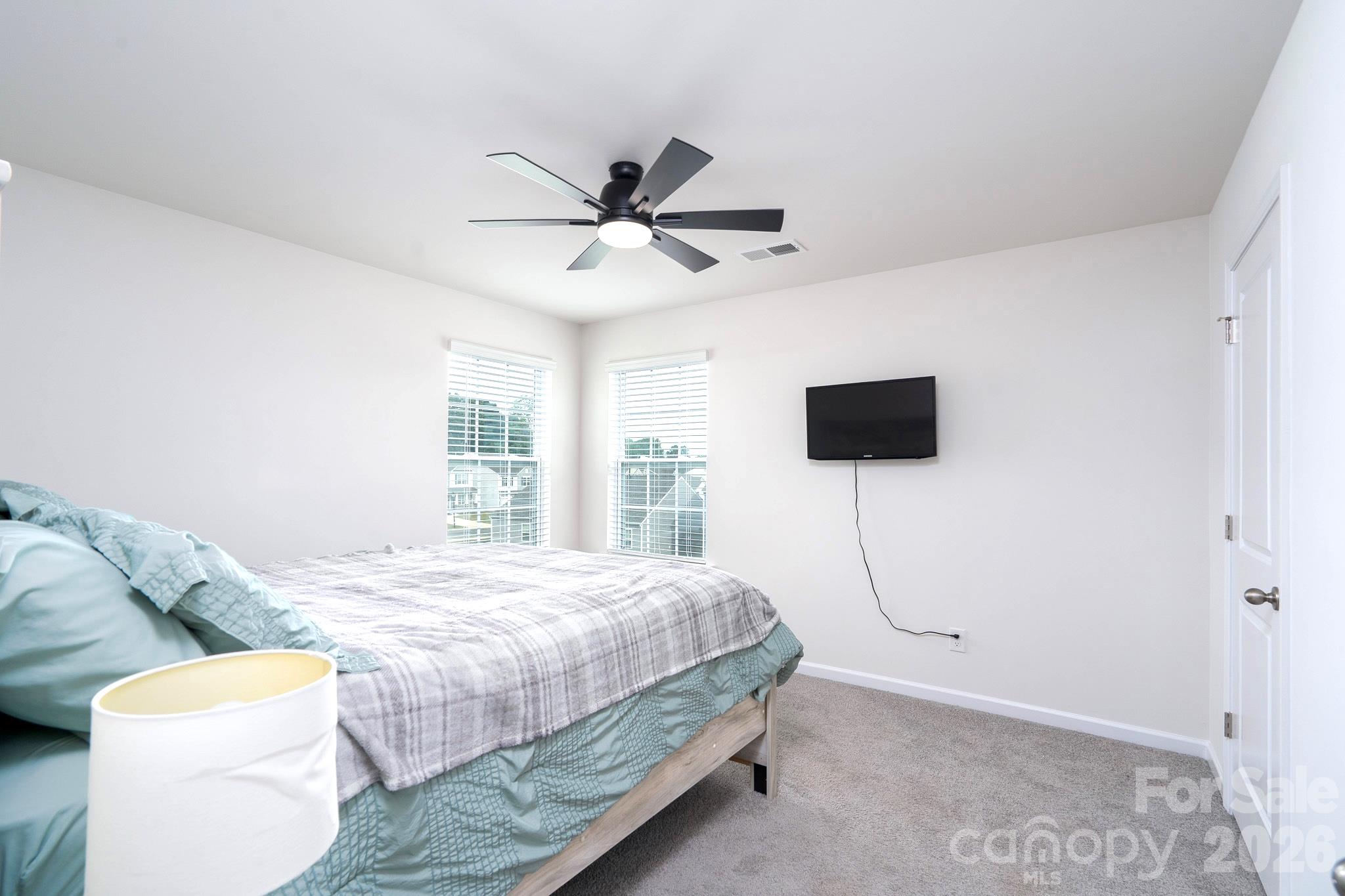 121 Giant Oak Avenue Property Photo 23