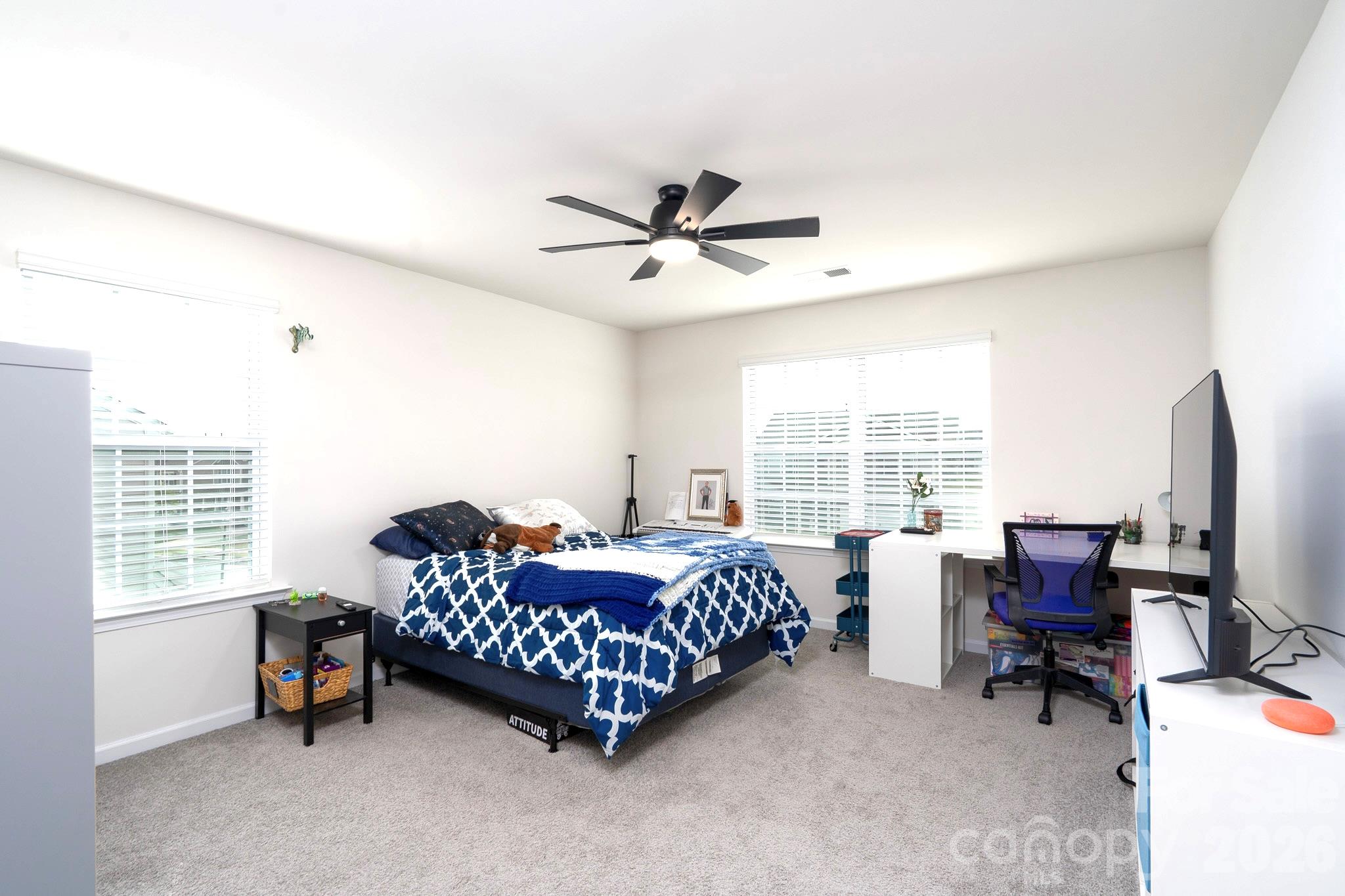 121 Giant Oak Avenue Property Photo 24