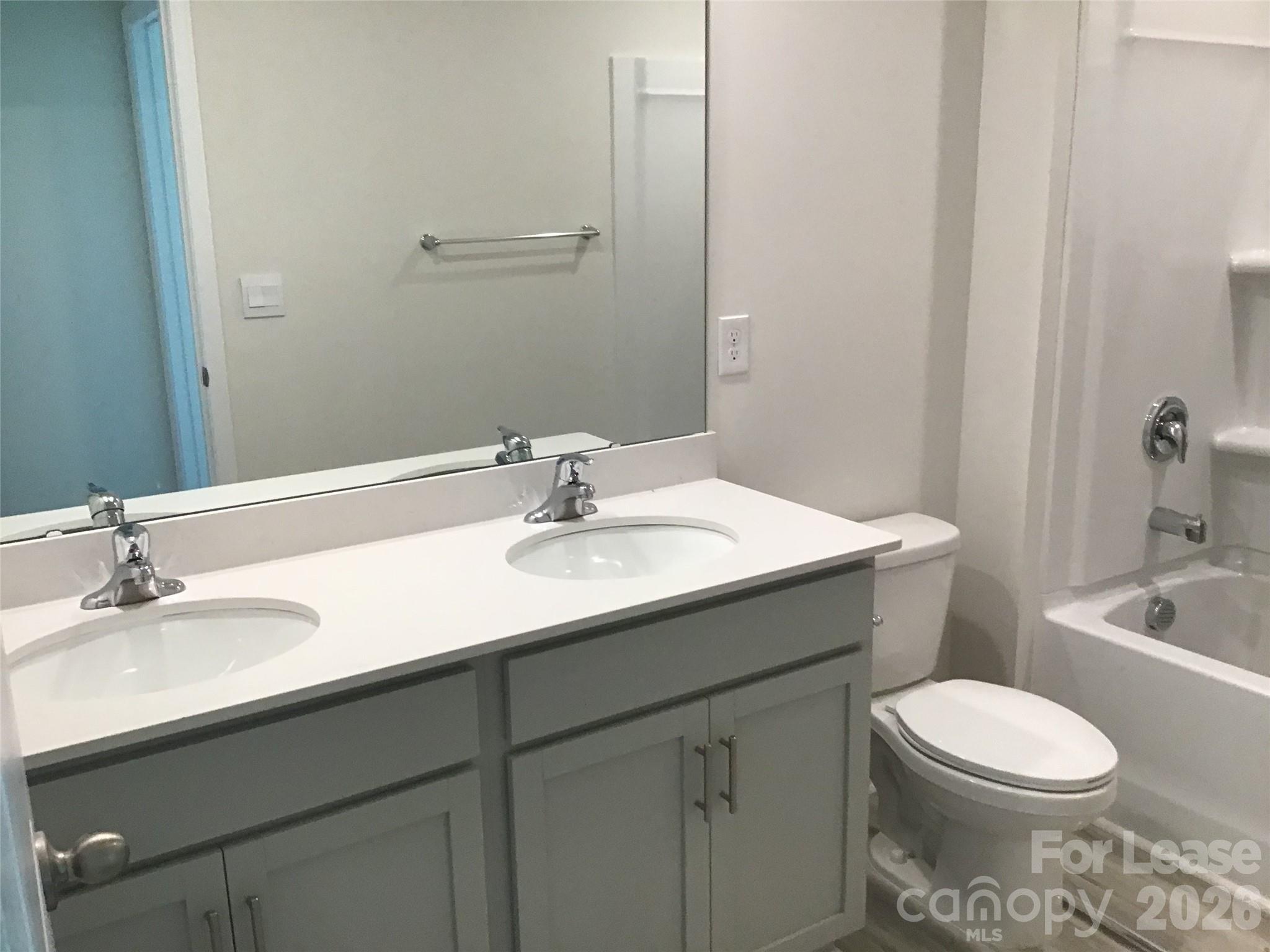 1343 37th Avenue Lane Property Photo 10