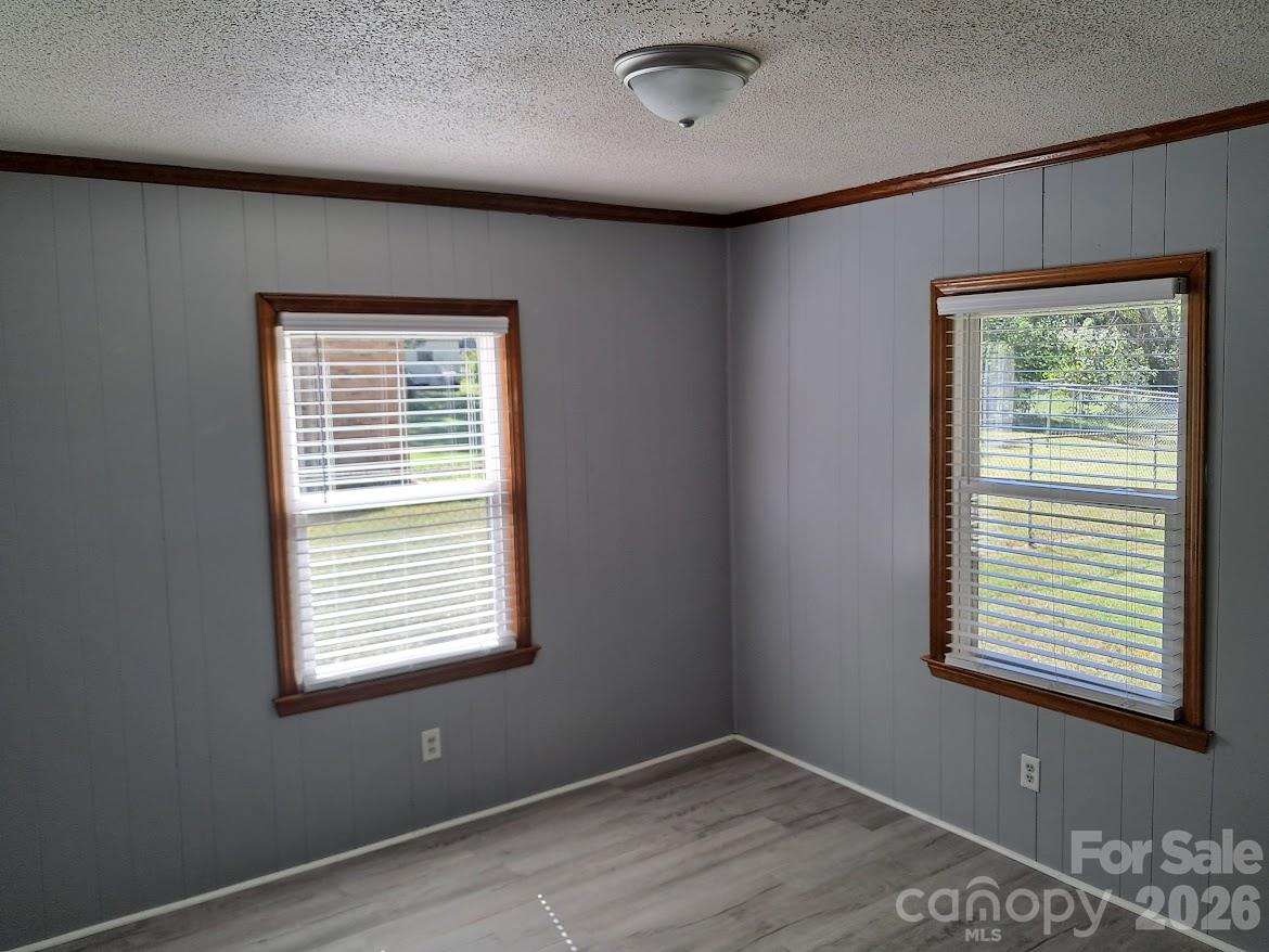 1323 Second Street Property Photo 5