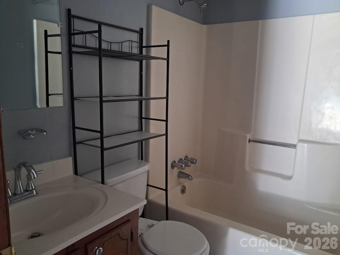 1323 Second Street Property Photo 9