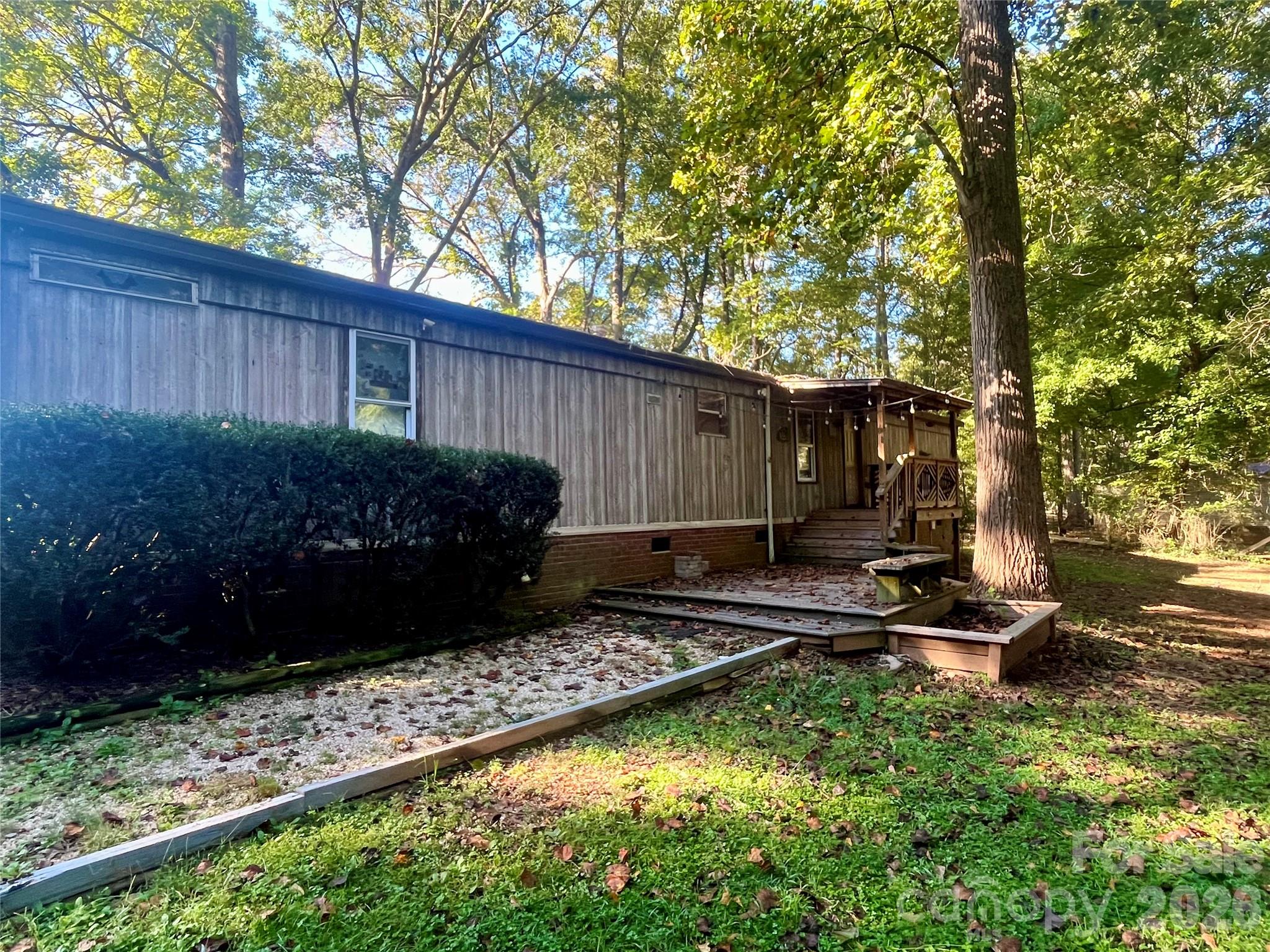 3220 Balkan Drive Property Photo 5