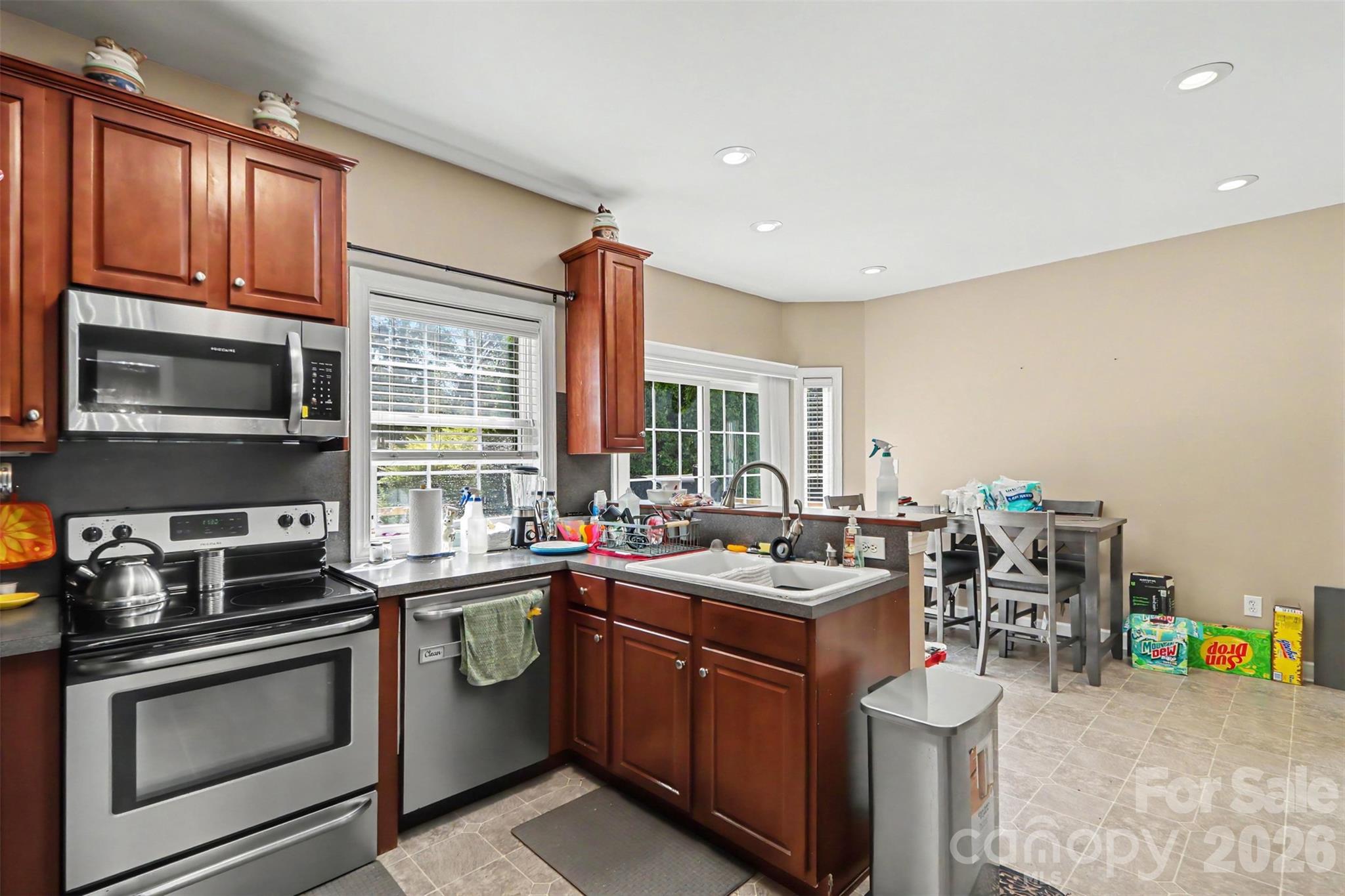 1233 Waterford Road Property Photo 16