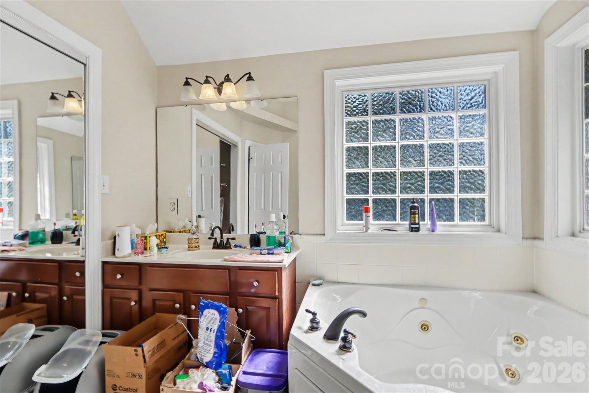 1233 Waterford Road Property Photo 30