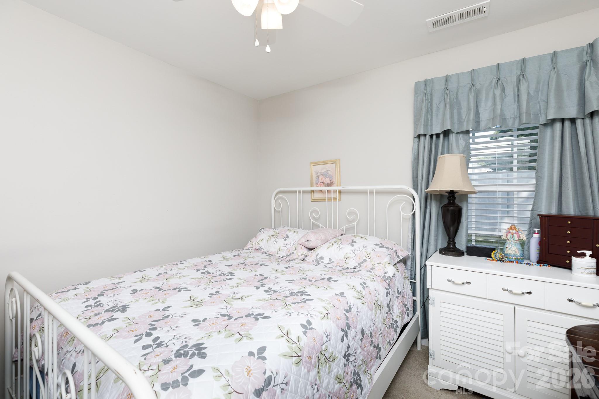 229 Chicago Lane Property Photo 16