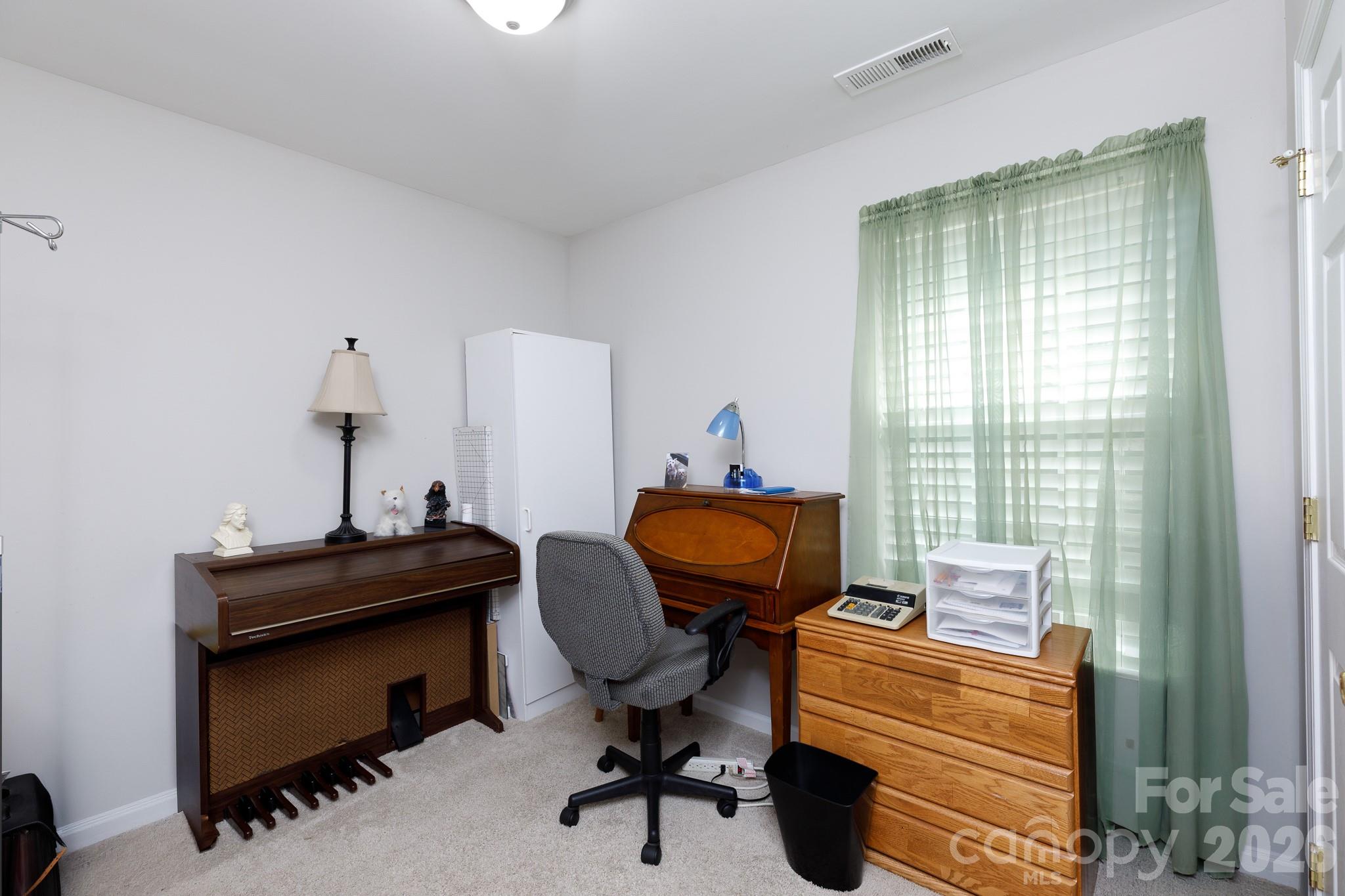 229 Chicago Lane Property Photo 17