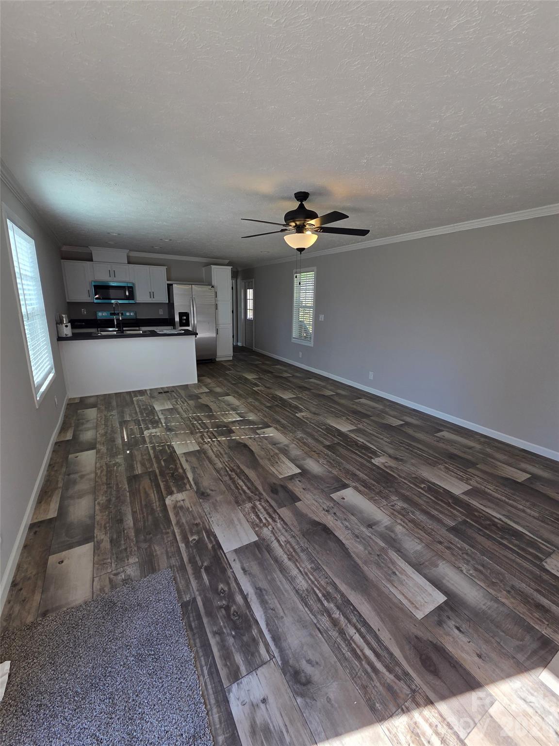 155 Fourth C Street Property Photo 8