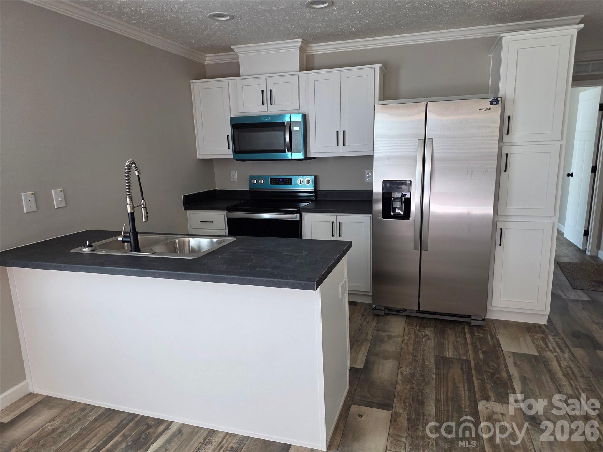 155 Fourth C Street Property Photo 14