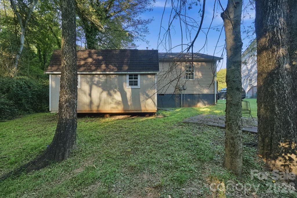 820 Blackwelder Drive Property Photo 4